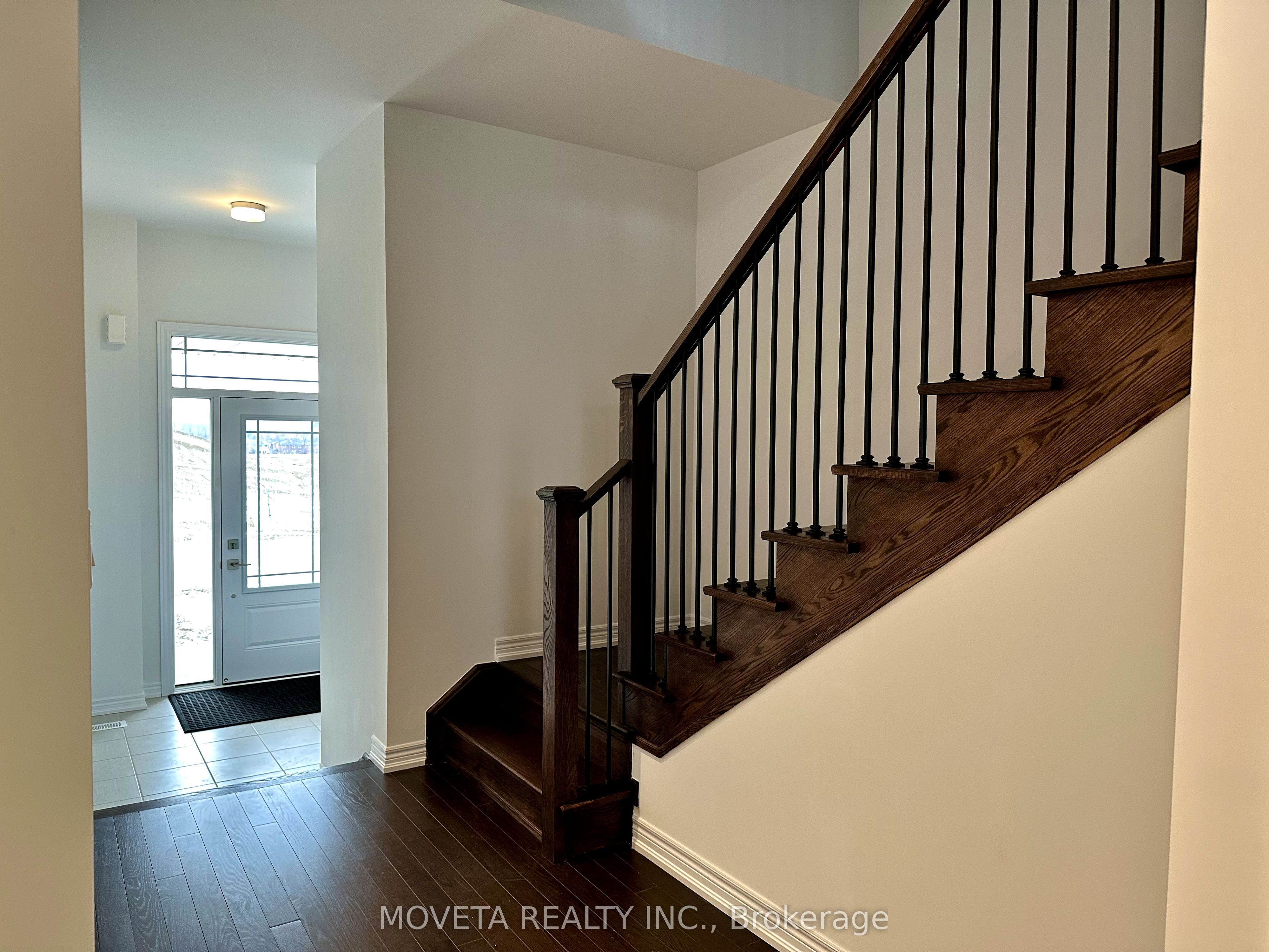 13 Milady Crescent Property Photo 18