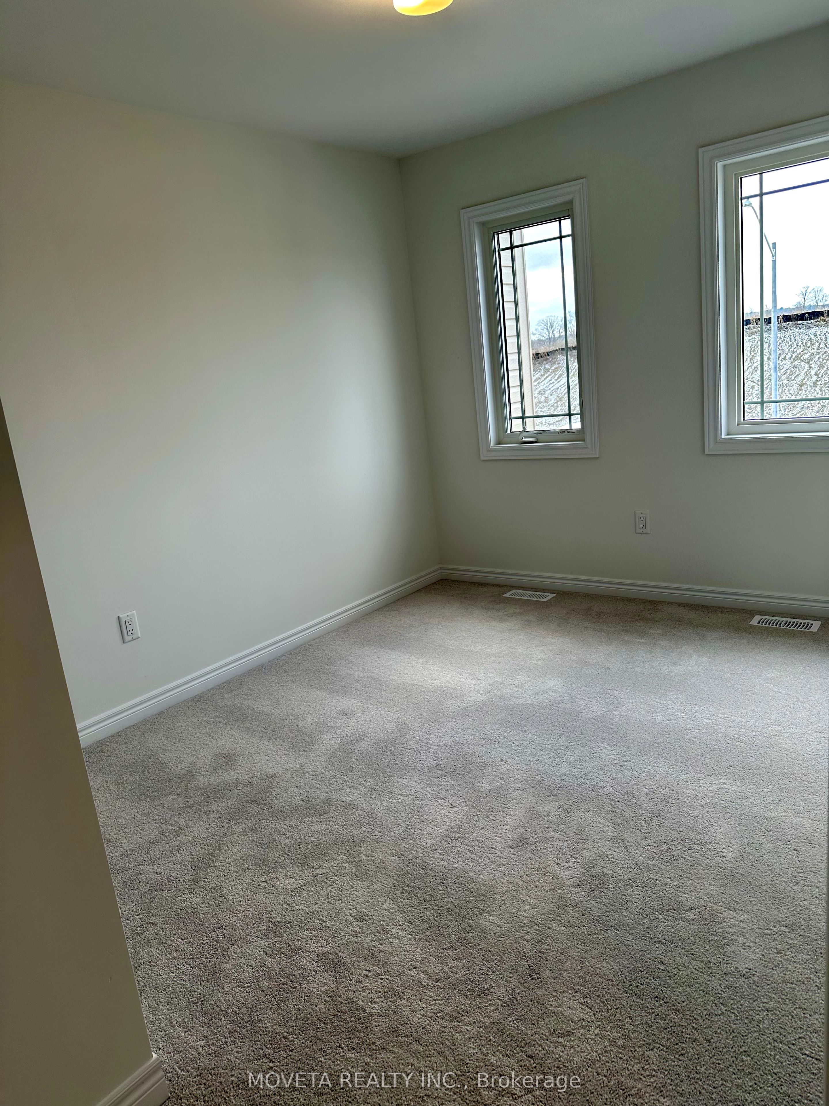 13 Milady Crescent Property Photo 29