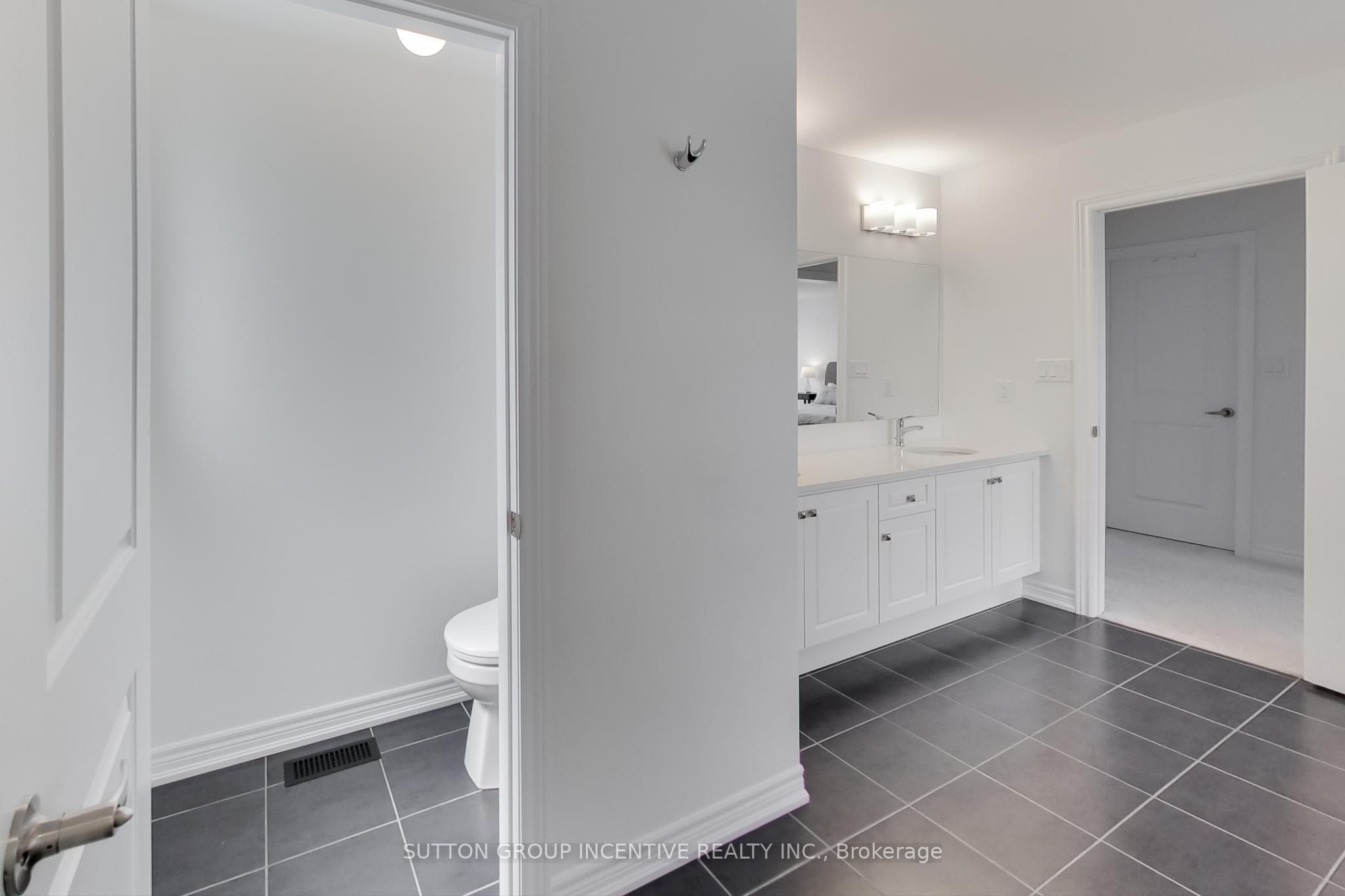 13 Abbey Crescent Property Photo 19