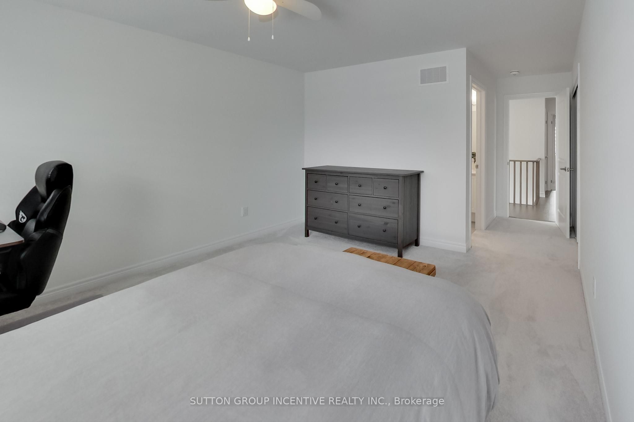 13 Abbey Crescent Property Photo 22