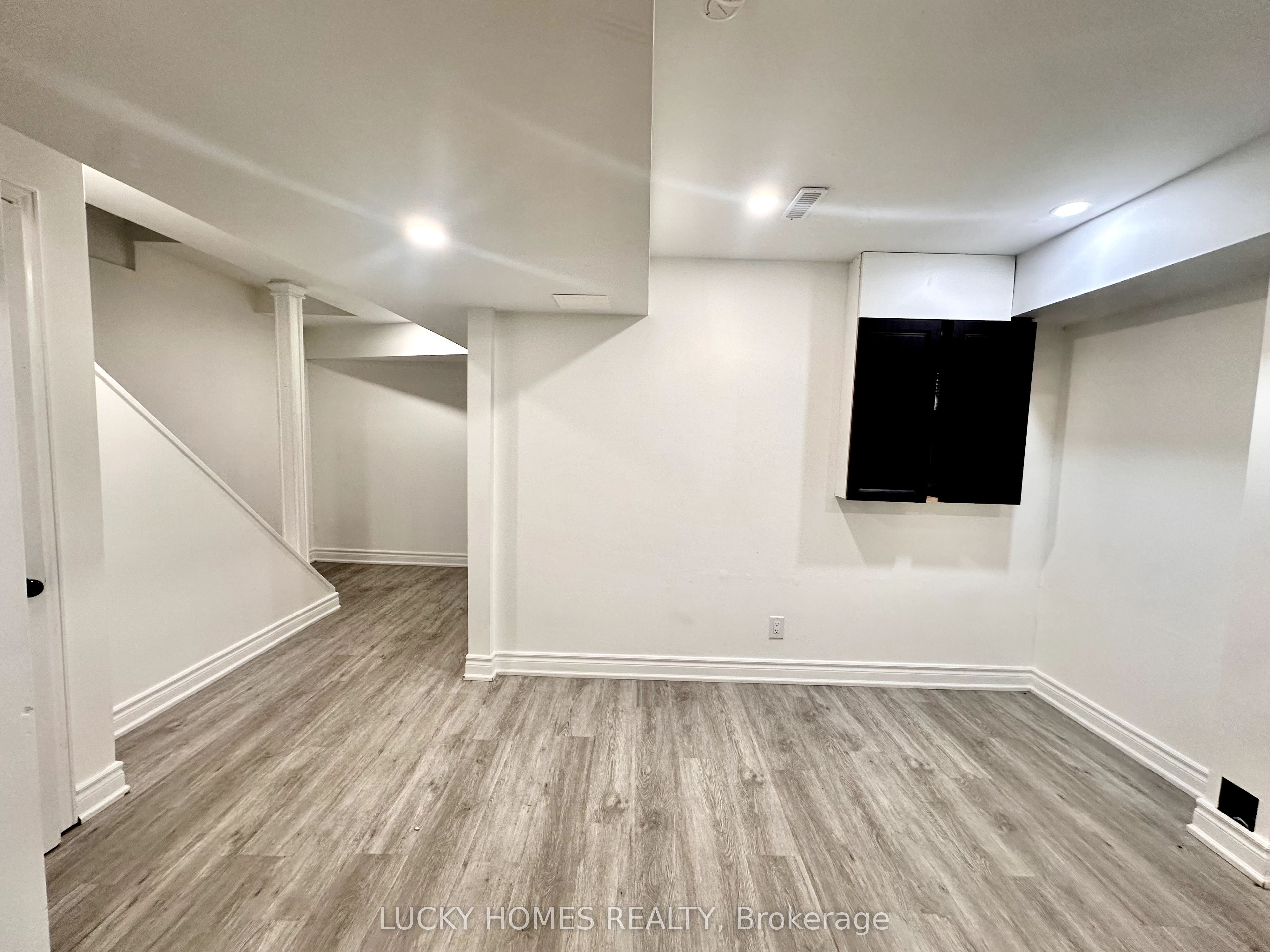 39 Laidlaw Drive Property Photo 16