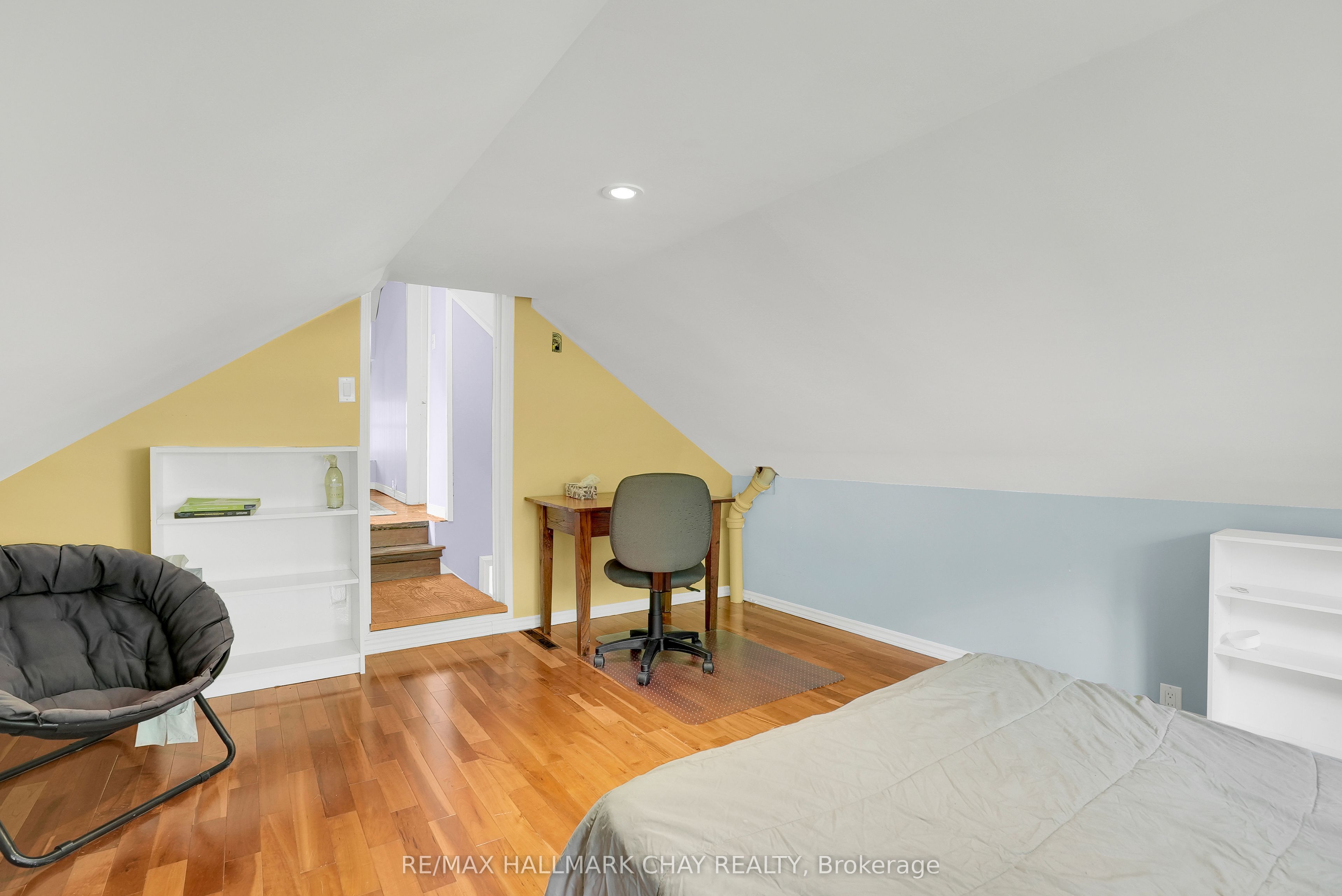34 North Street N Property Photo 28