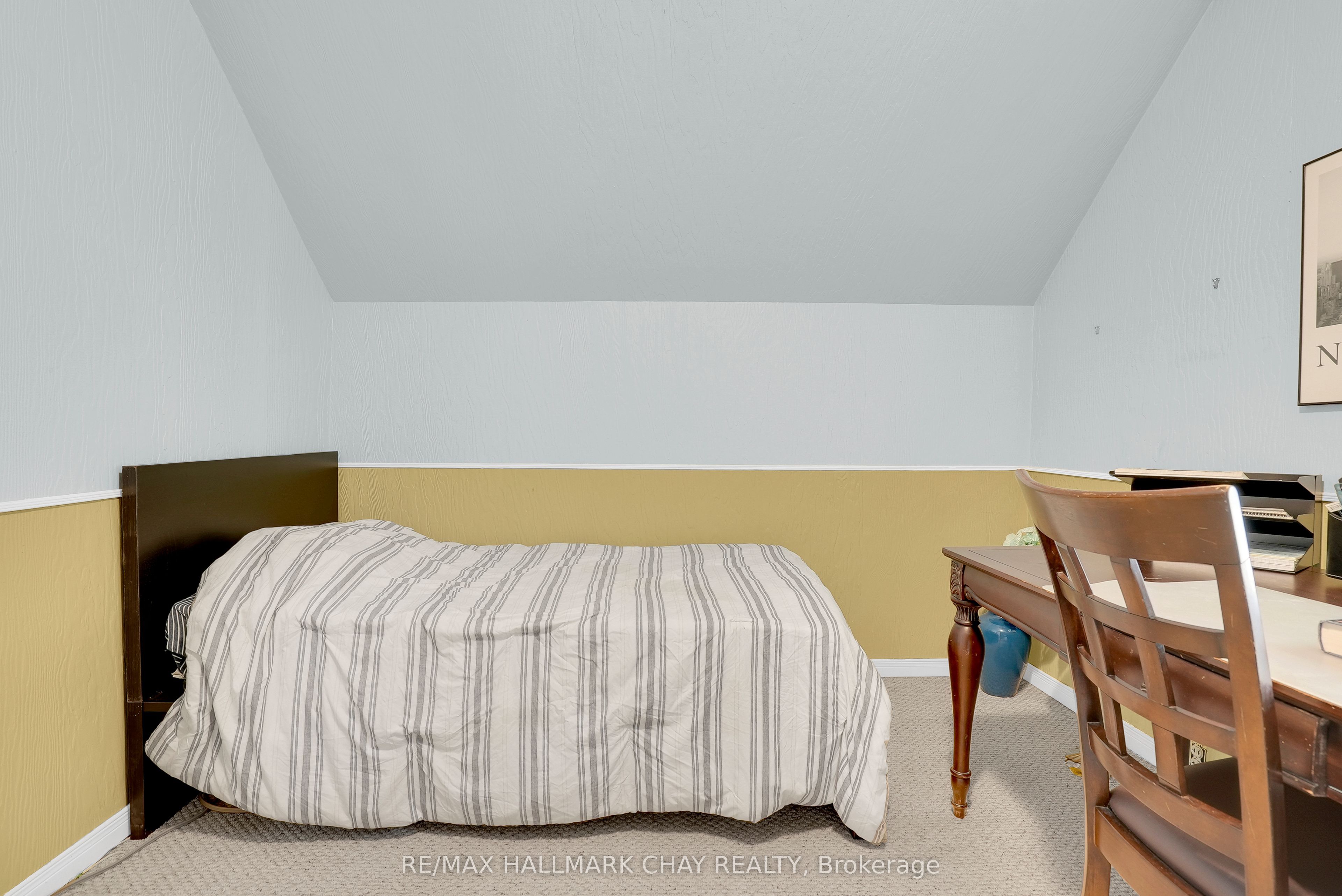 34 North Street N Property Photo 32