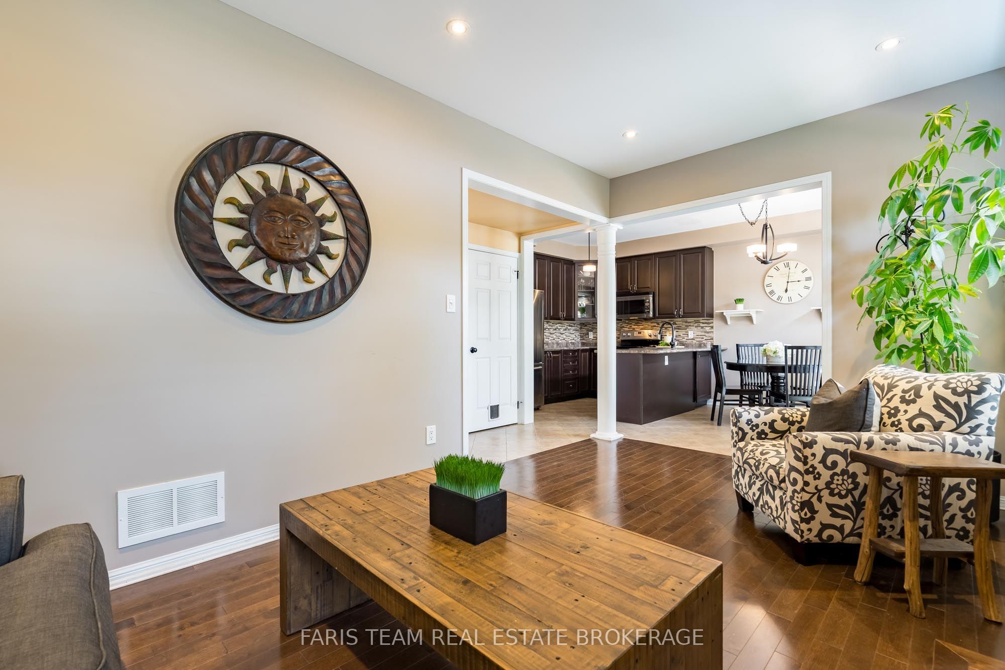 111 Monarchy Street Property Photo 15