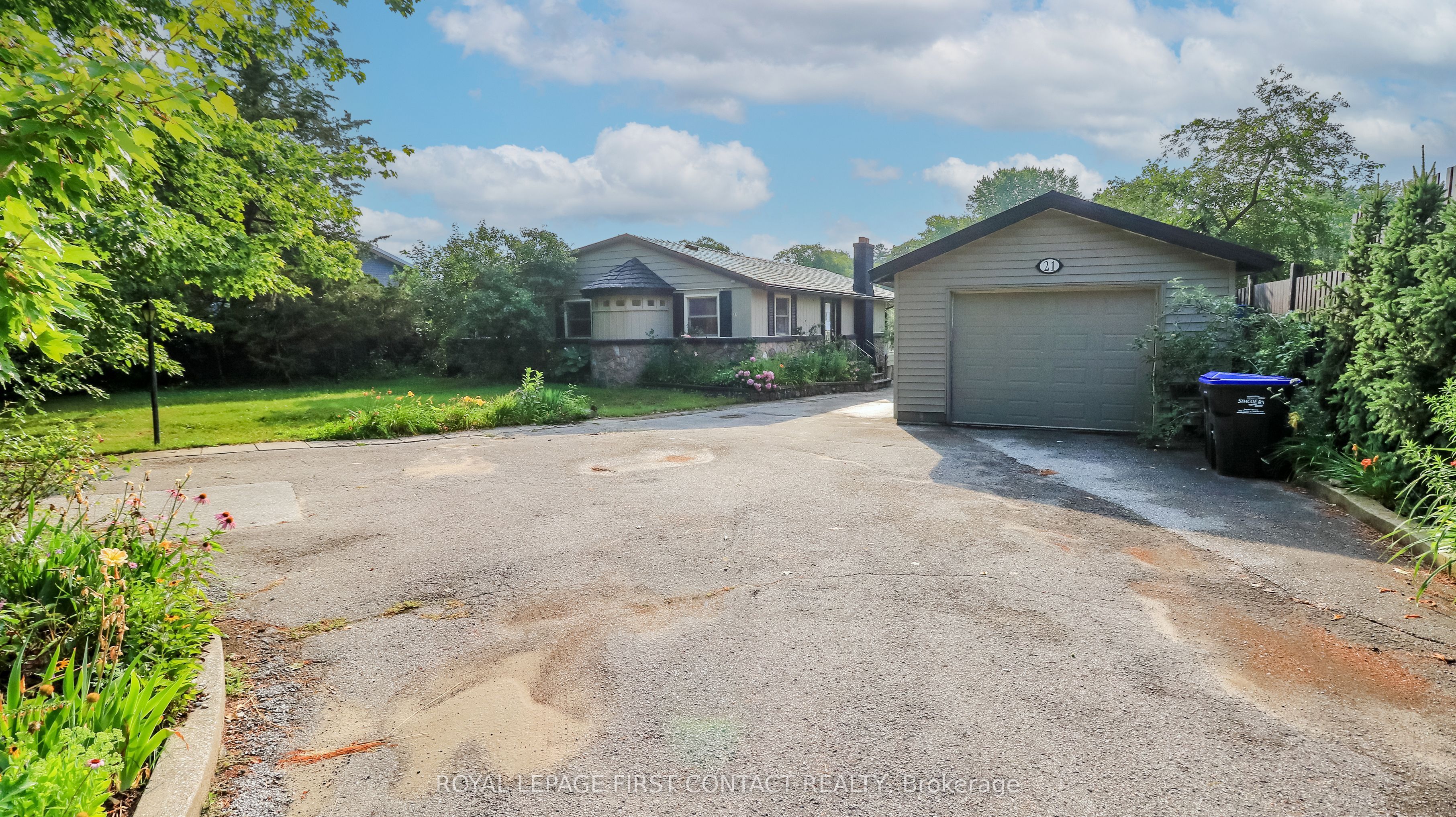 21 Sunnidale Road Property Photo 1