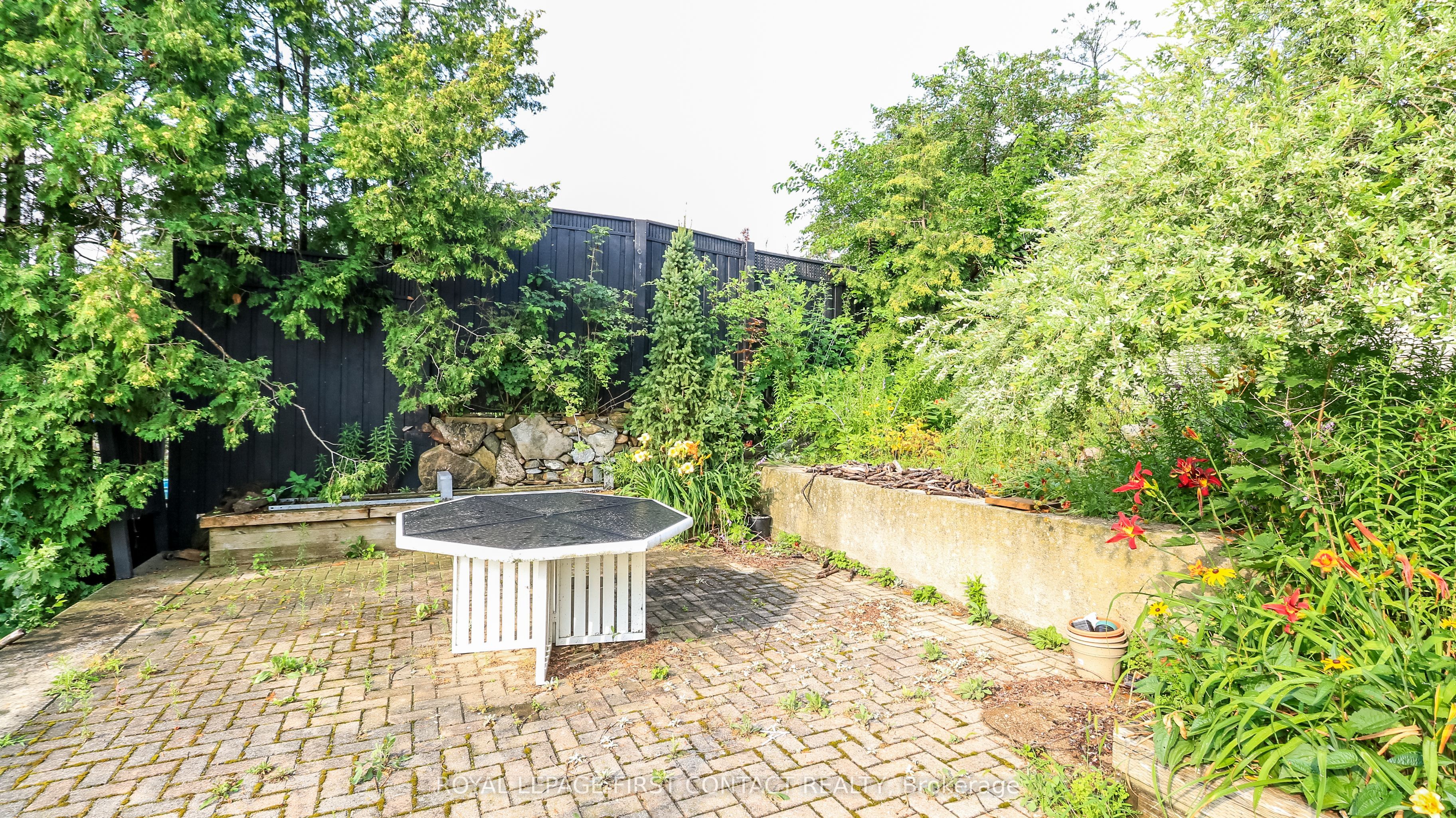 21 Sunnidale Road Property Photo 6