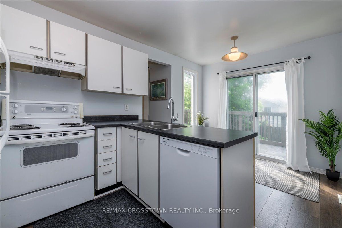 17 Knicely Road Property Photo 9