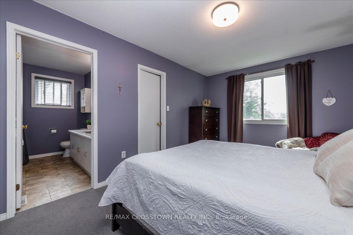 17 Knicely Road Property Photo 13