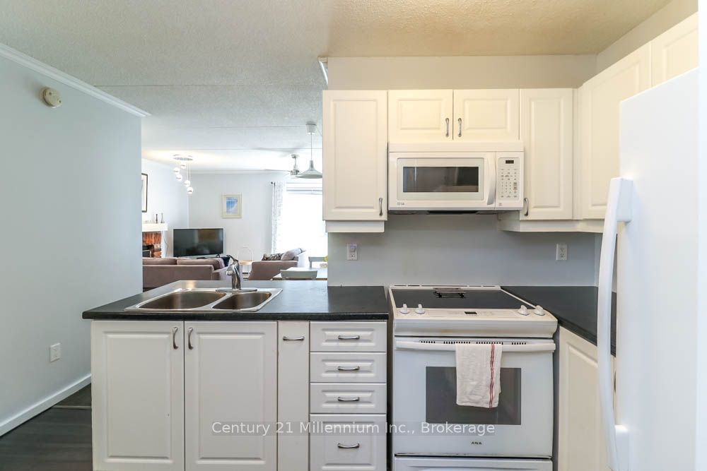 15 Dawson Drive 6 Property Photo 11