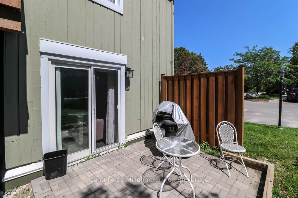 15 Dawson Drive 6 Property Photo 18