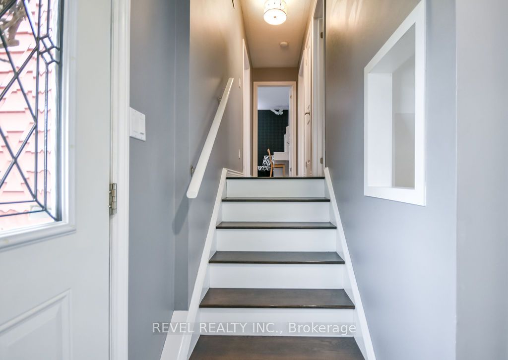 16 Sumac Crescent Property Photo 6