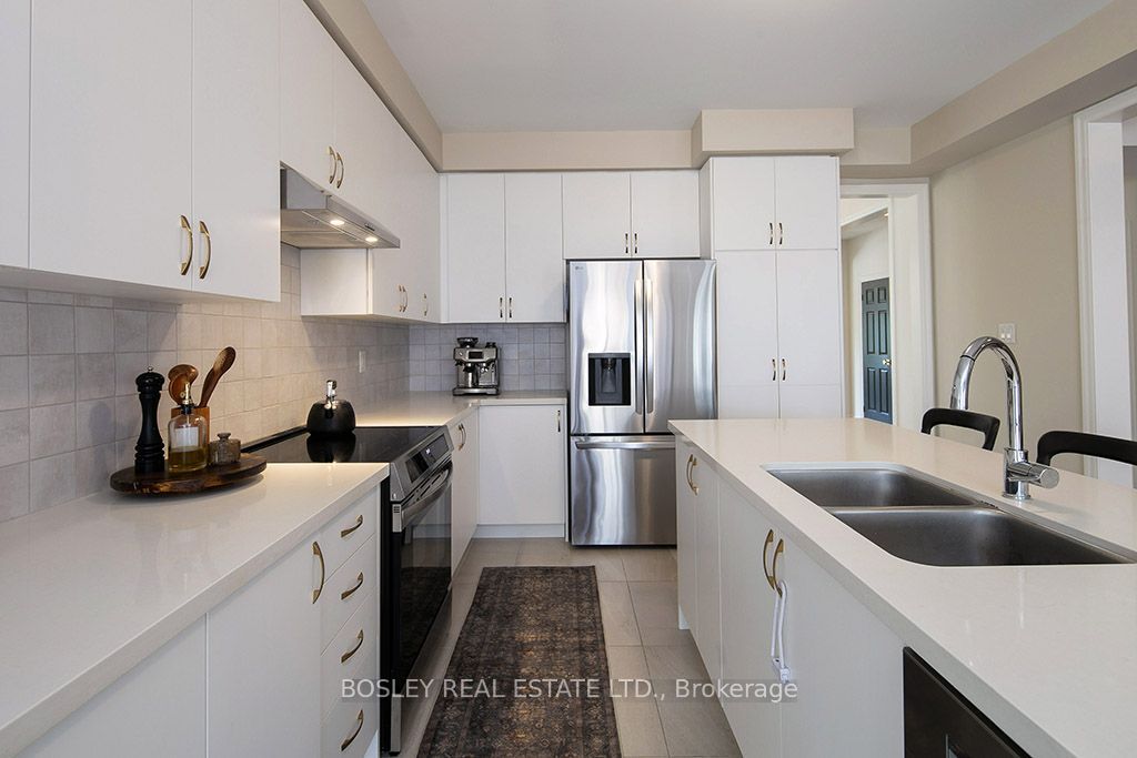 259 Centre Street Property Photo 10