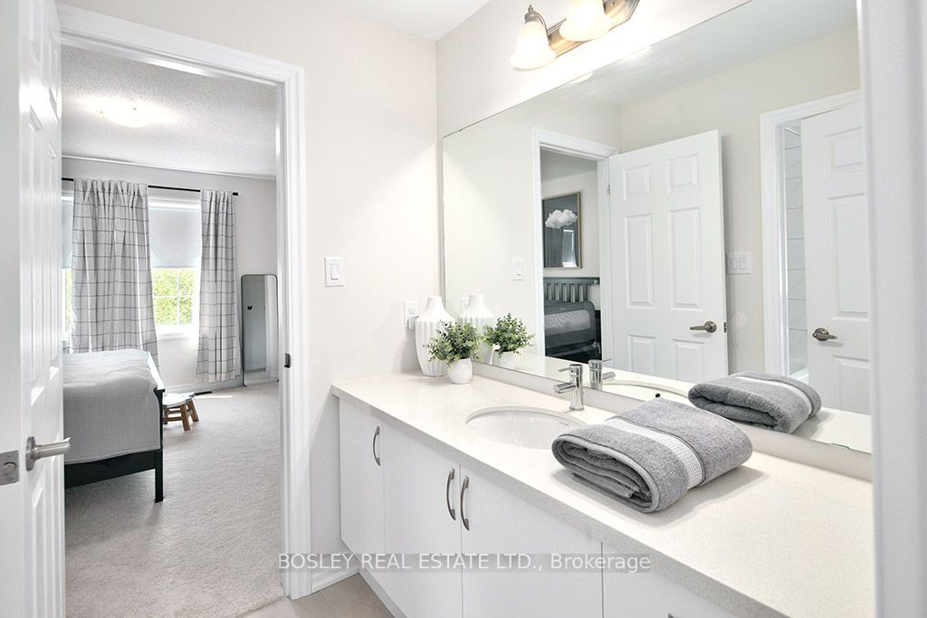 259 Centre Street Property Photo 28