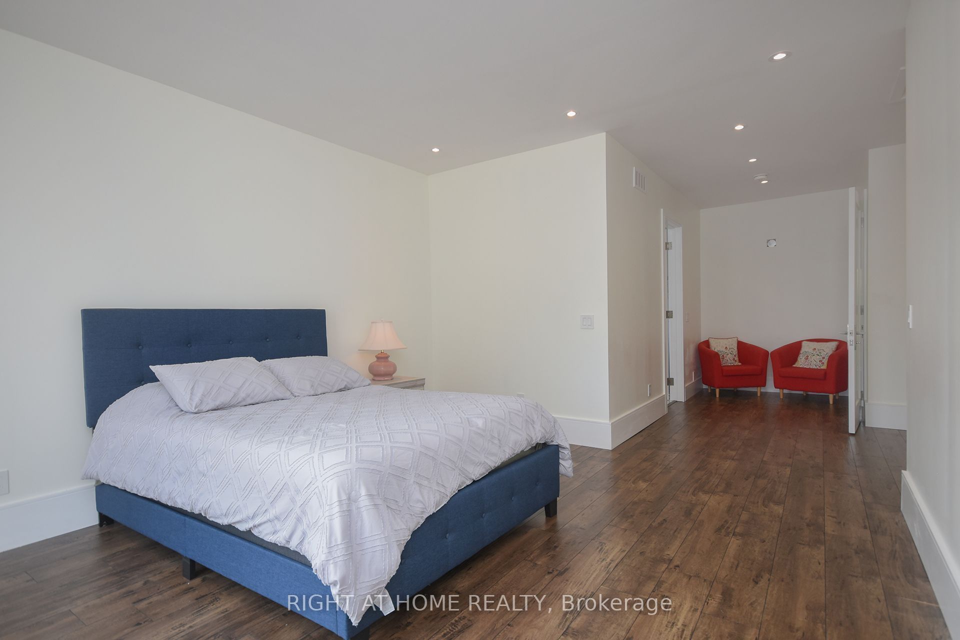 56 Sallows Drive Property Photo 40