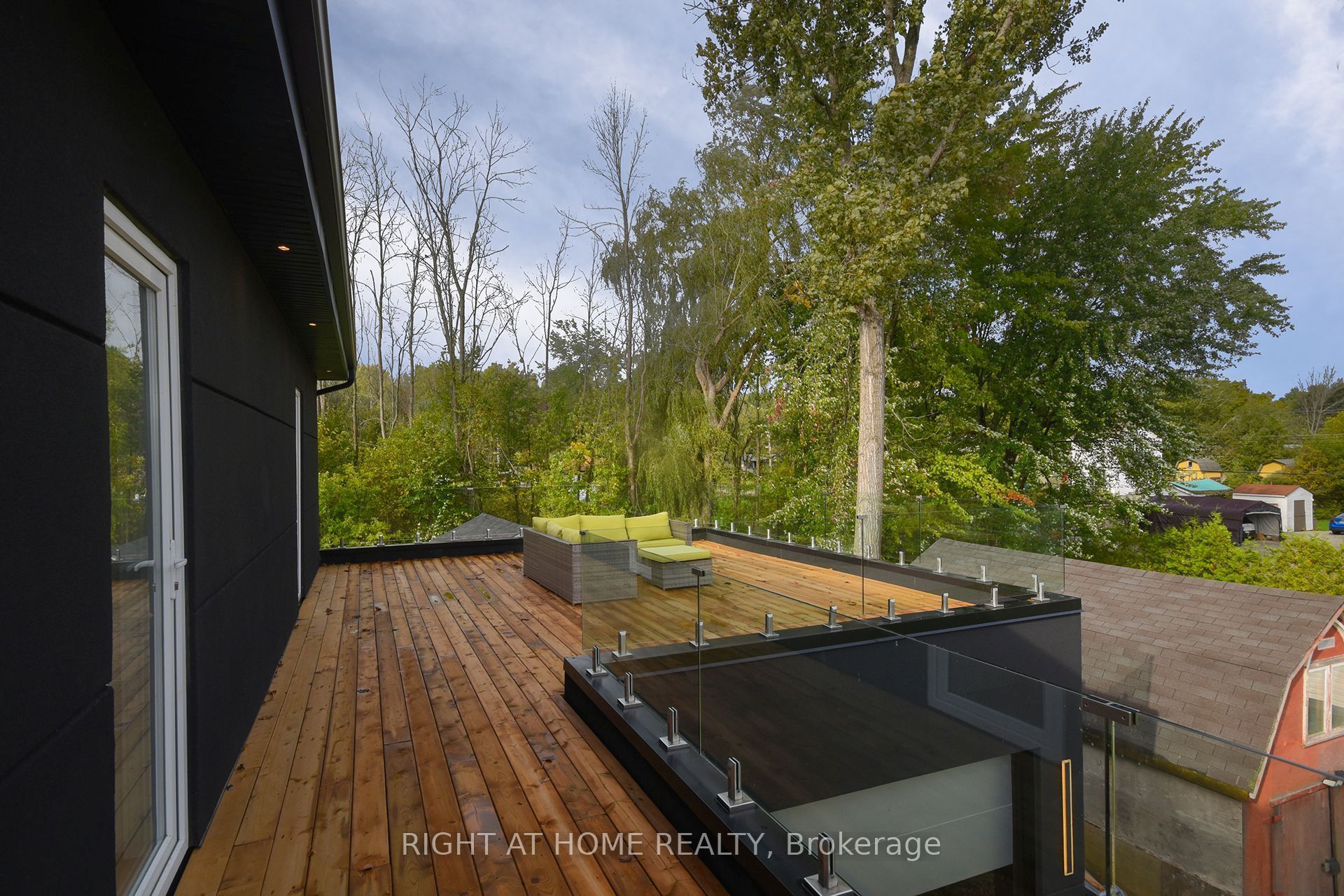 56 Sallows Drive Property Photo 42