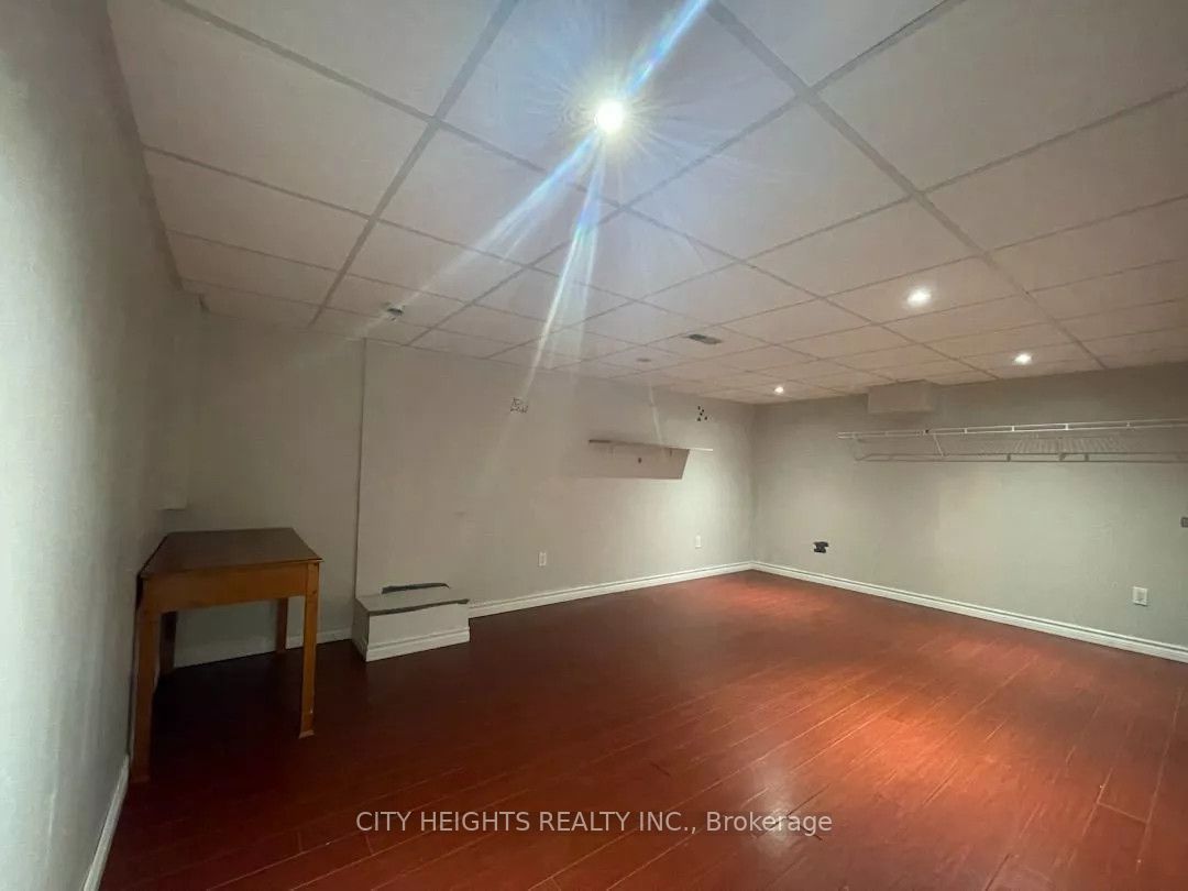 73 Hickling Trail #basement Property Photo 7