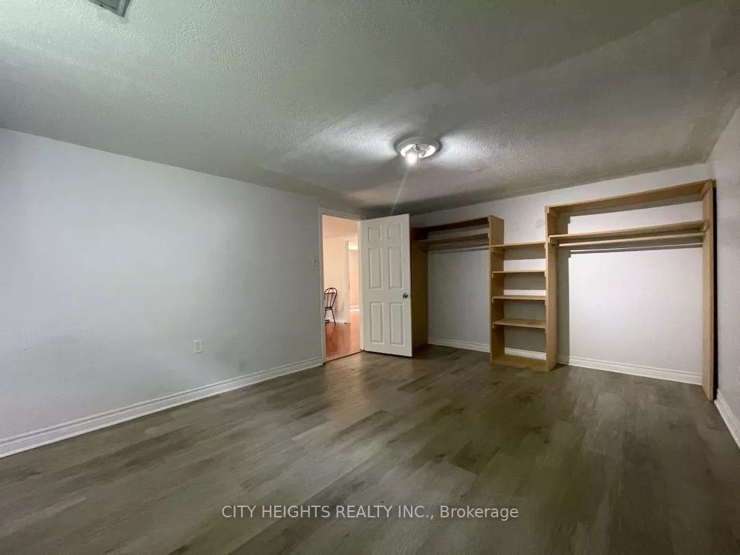 73 Hickling Trail #basement Property Photo 17