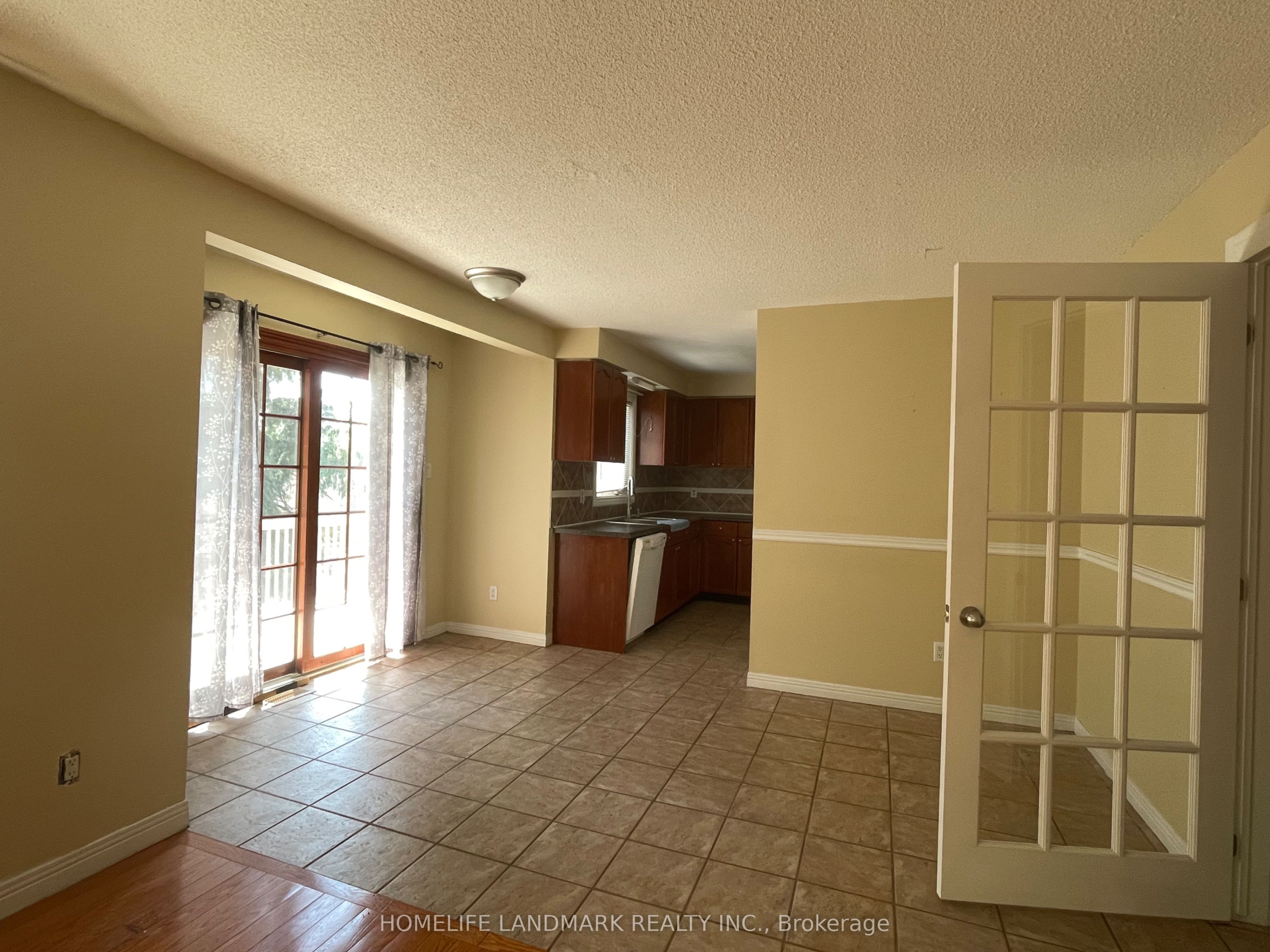 11 Orwell Crescent Main Property Photo 8