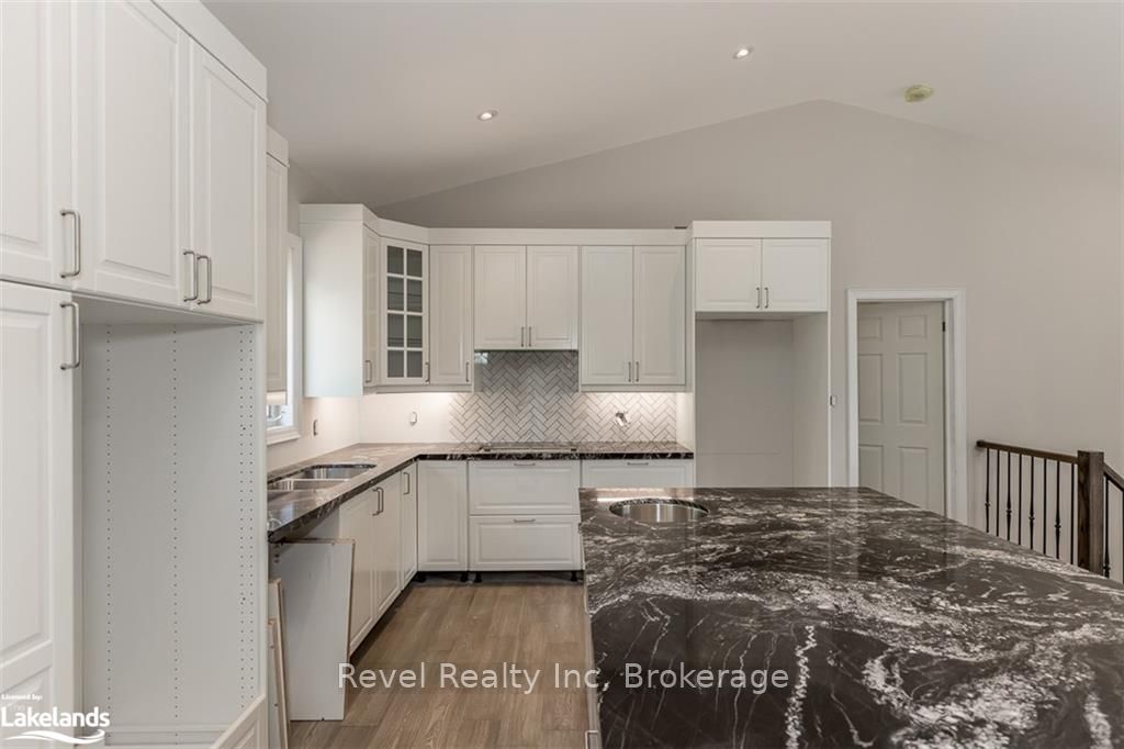 46 Voyageur Drive Property Photo 10