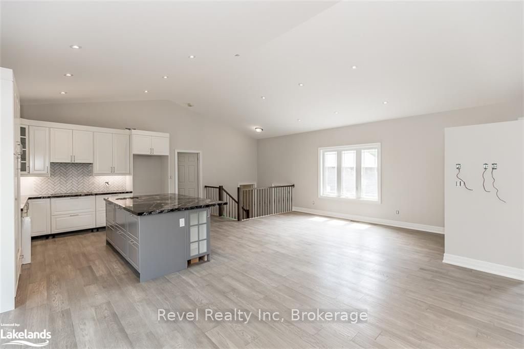 46 Voyageur Drive Property Photo 14