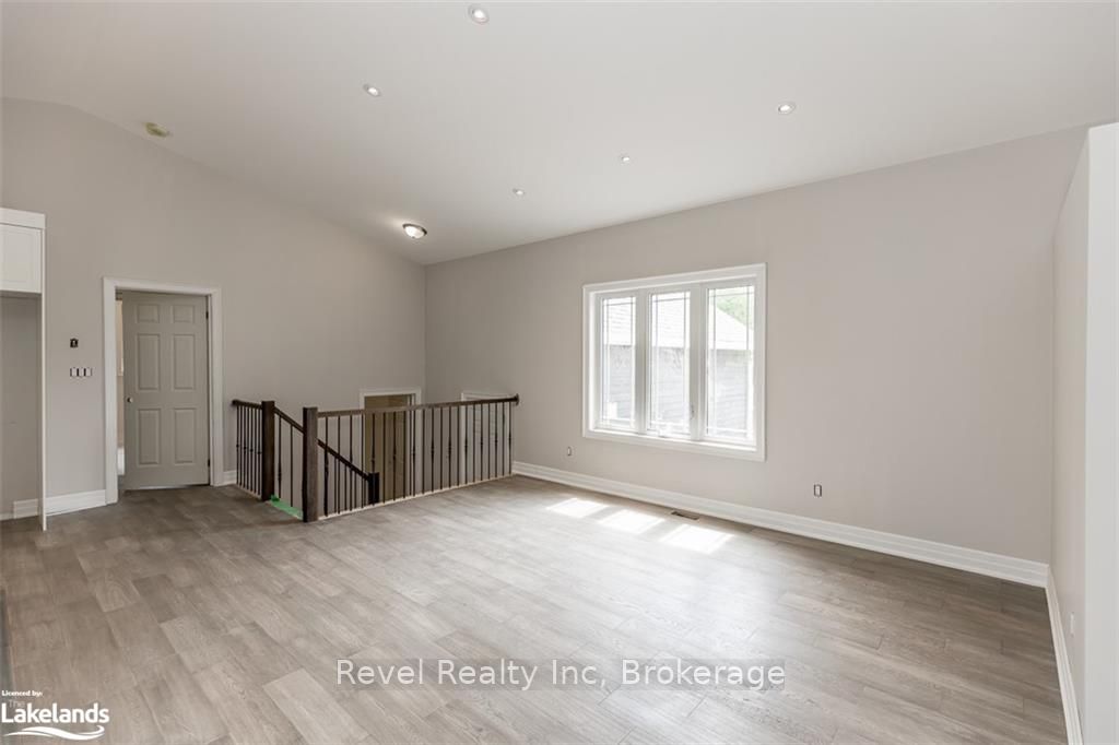 46 Voyageur Drive Property Photo 16
