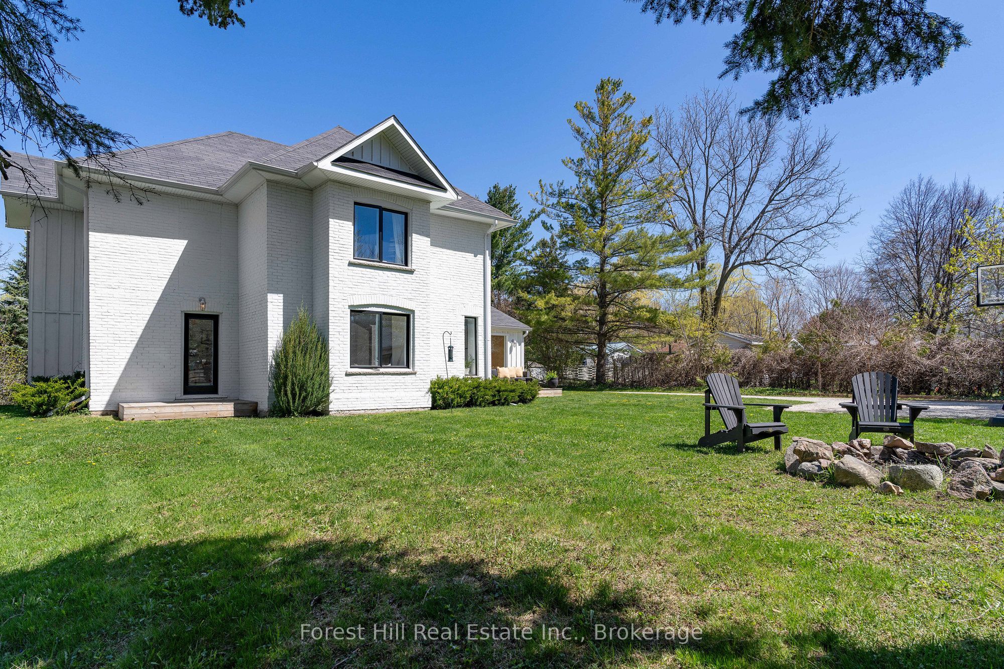 7599 36/37 Nottawasaga Side Road E Property Photo 1