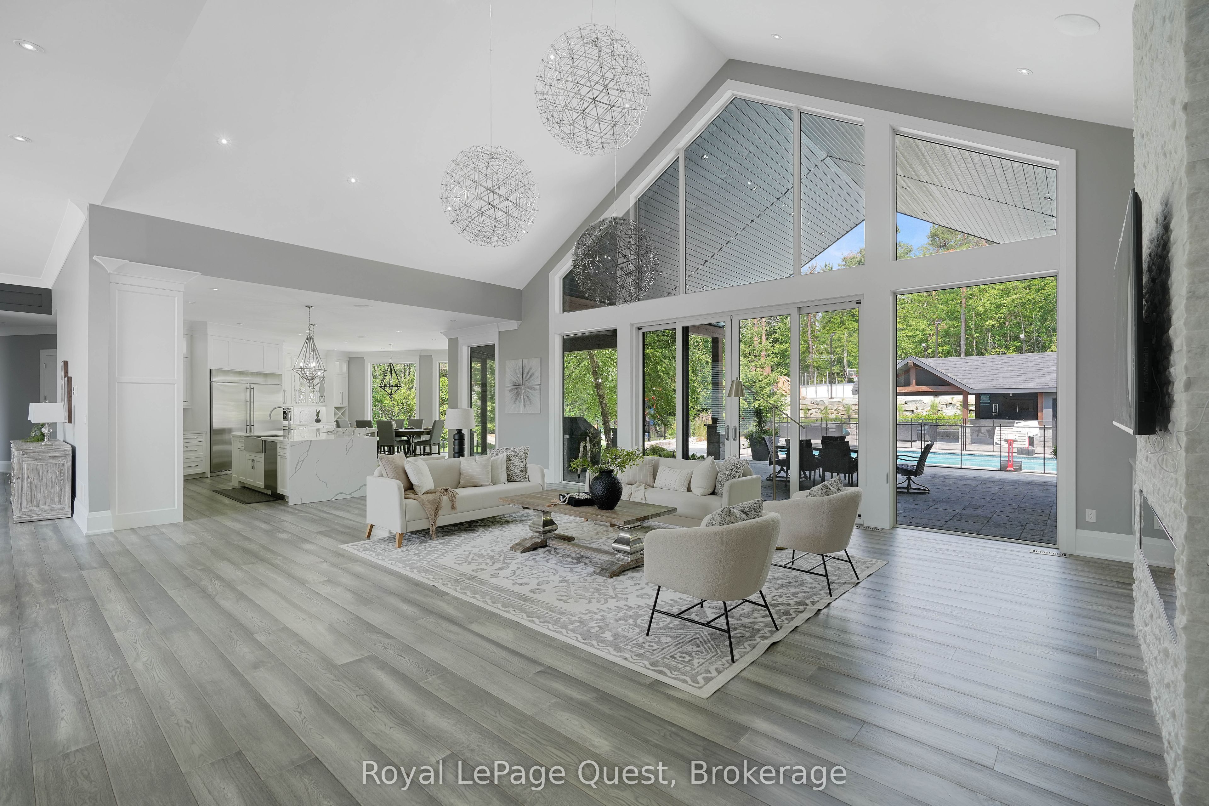 8 Midves Court Property Photo 17