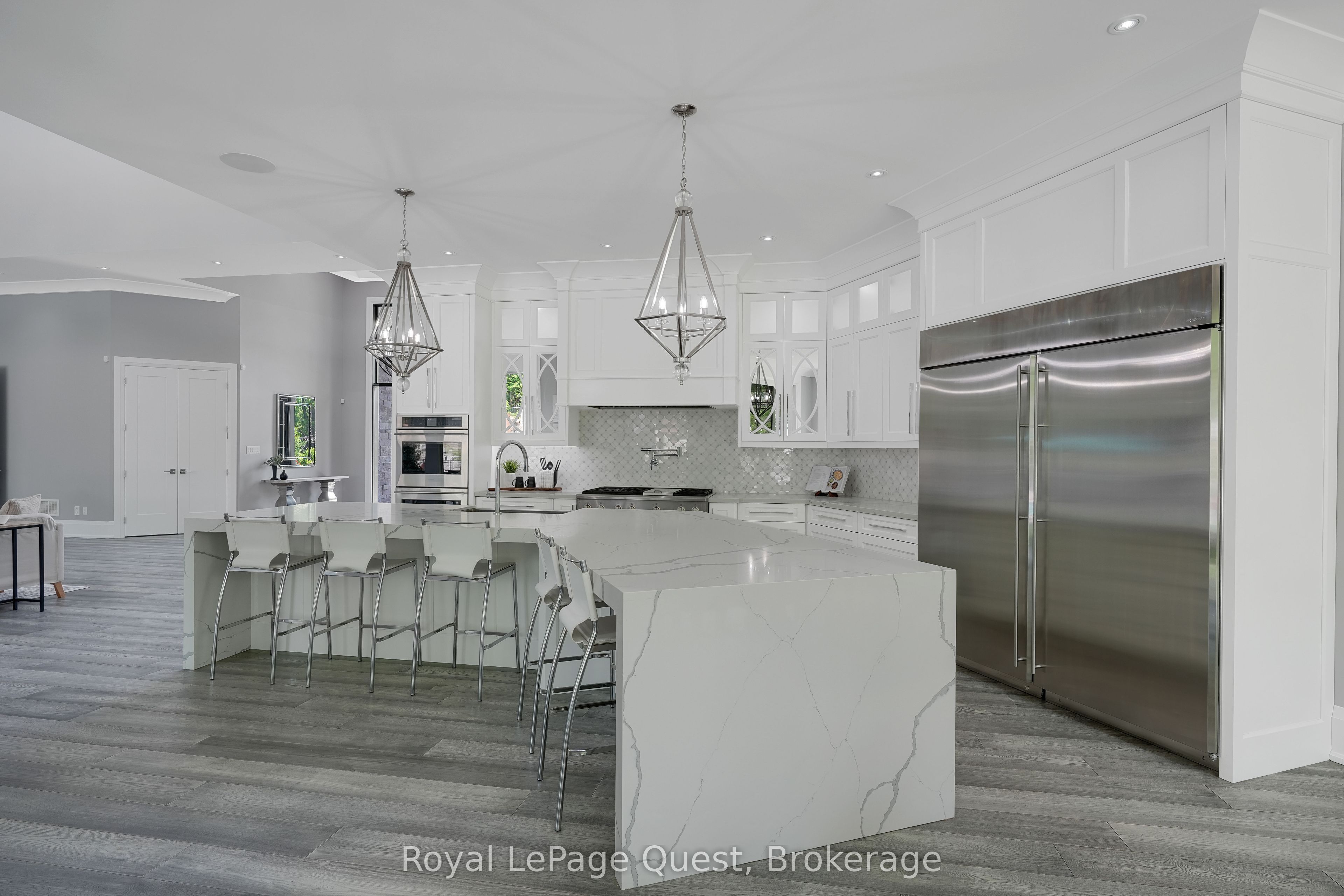 8 Midves Court Property Photo 22