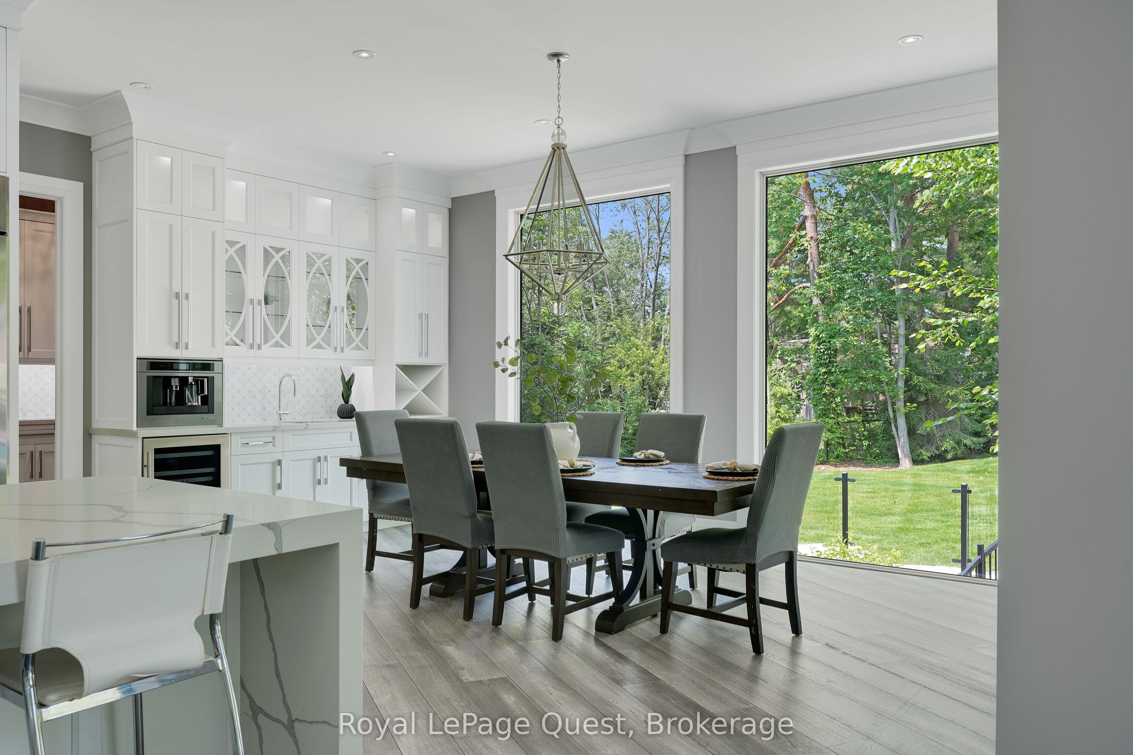 8 Midves Court Property Photo 23