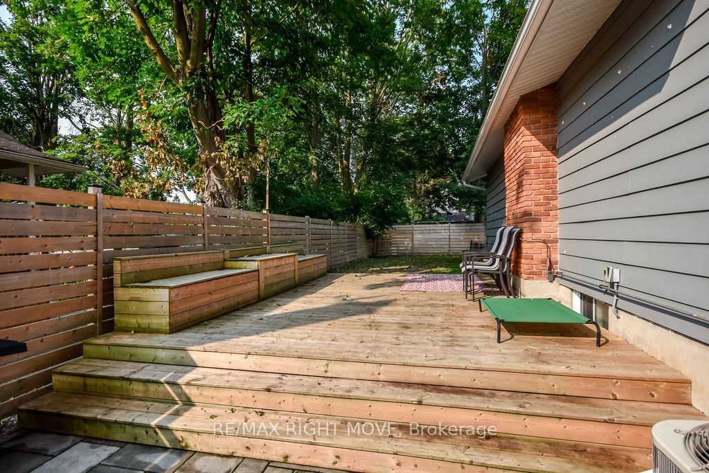 119 Emily Street Property Photo 33