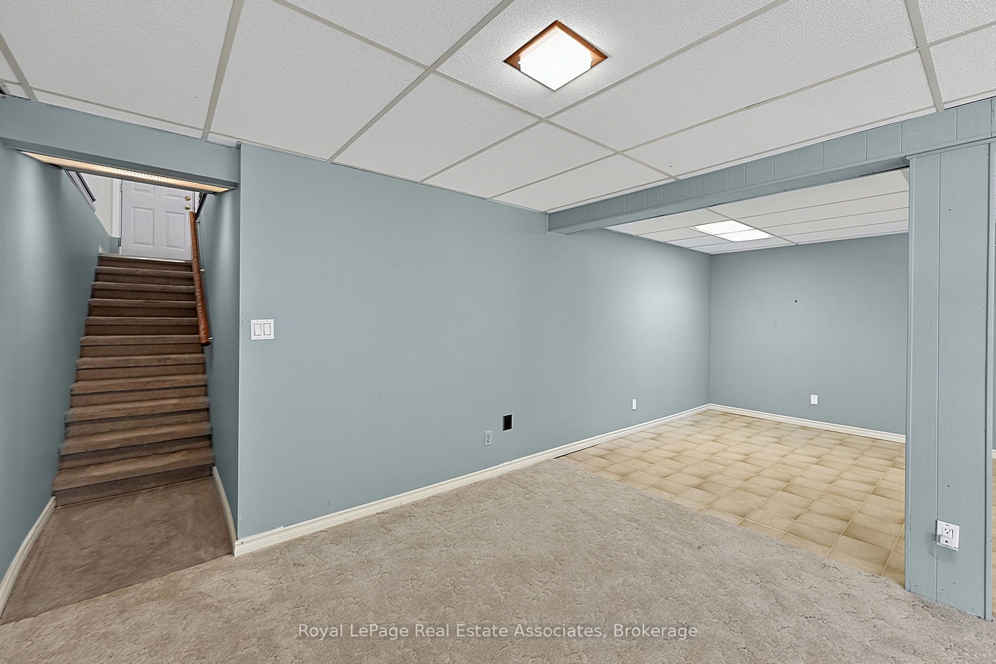 408 Mooney Crescent Property Photo 27