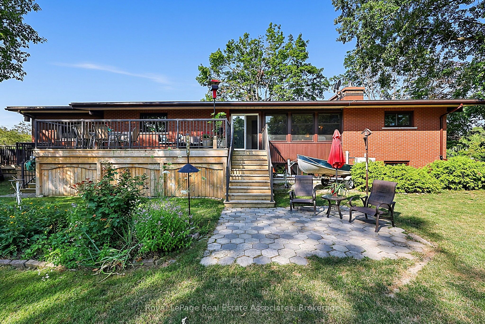 408 Mooney Crescent Property Photo 35