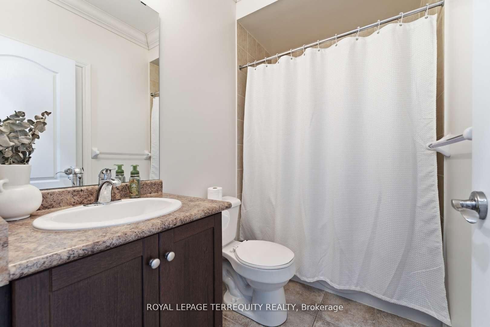10 Culham Trail Property Photo 23