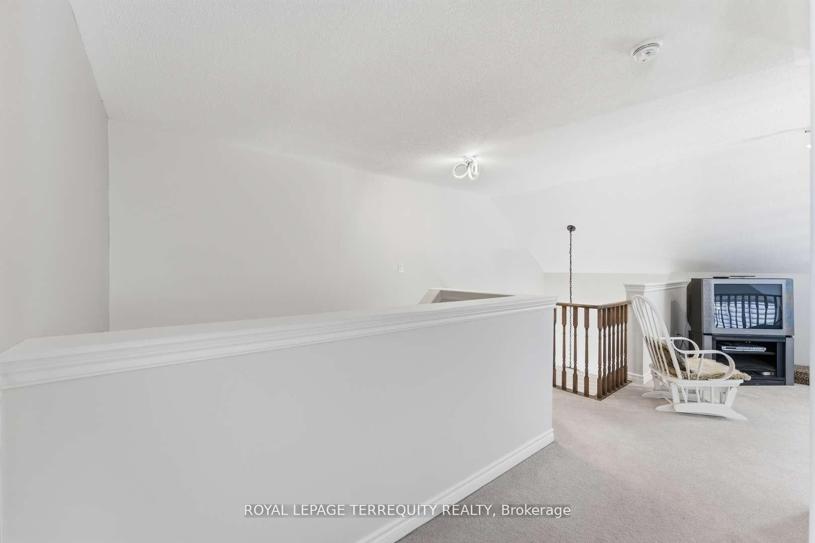 10 Culham Trail Property Photo 34