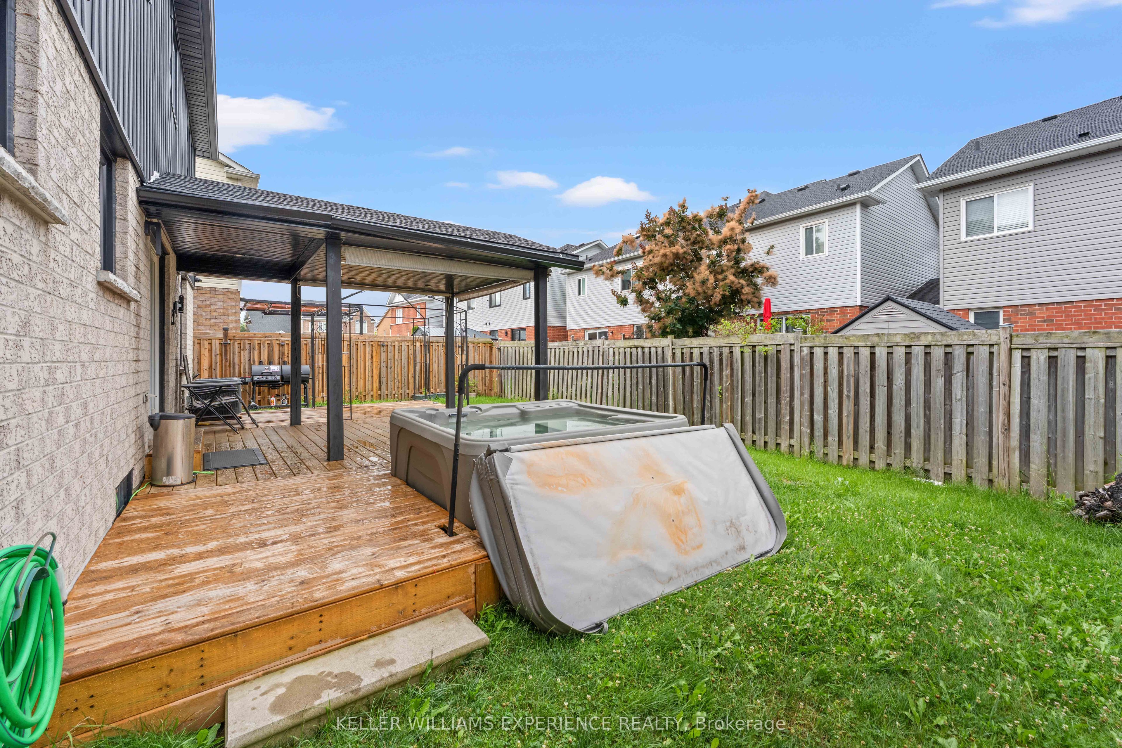 16 Snowden Avenue Property Photo 45