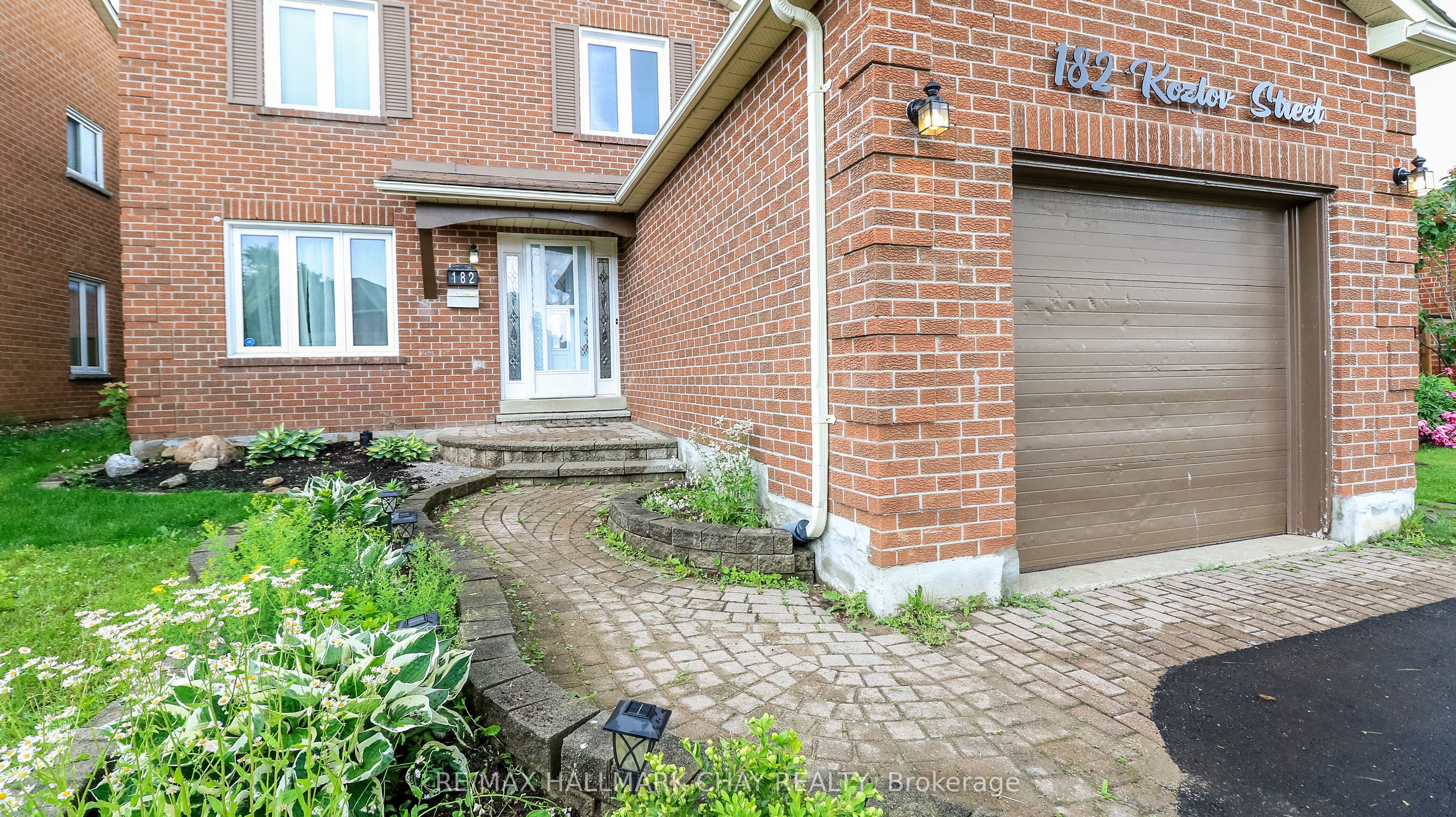 182 Kozlov Street Property Photo 6