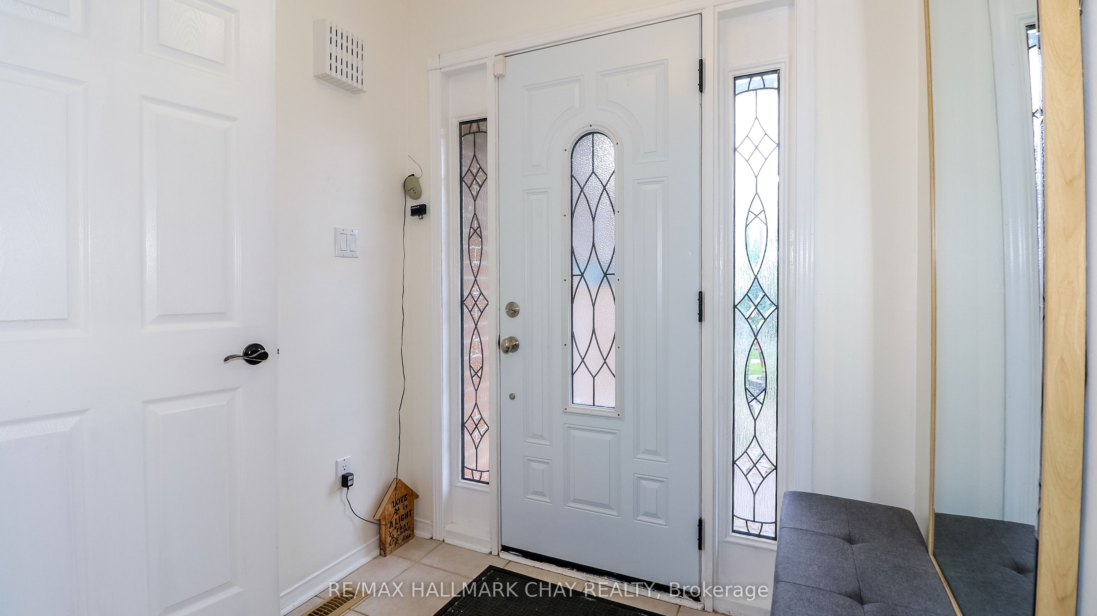 182 Kozlov Street Property Photo 8