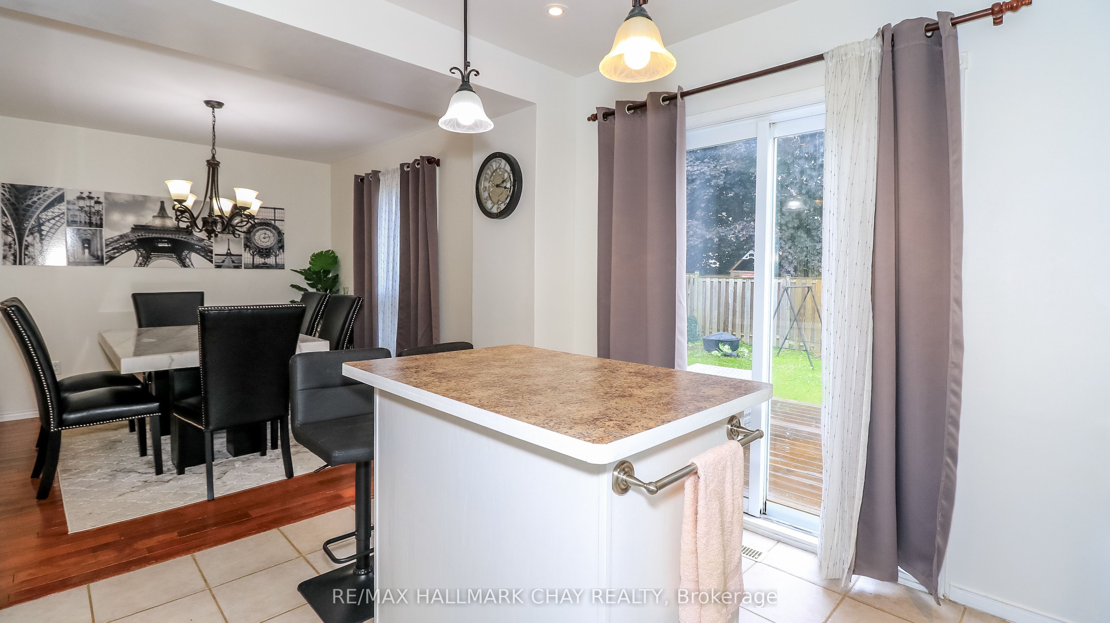 182 Kozlov Street Property Photo 19