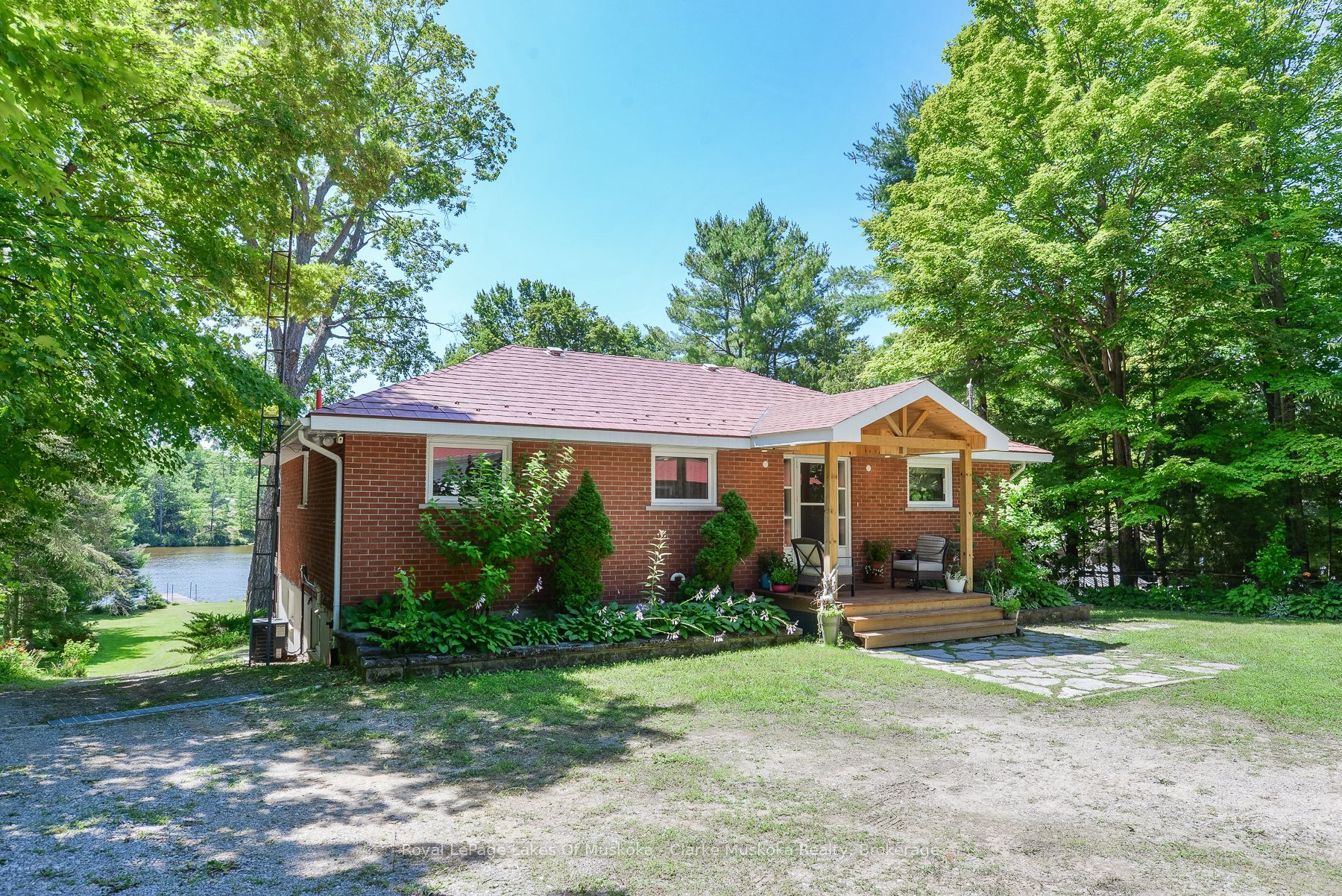 1887 Ellis Road Property Photo 5