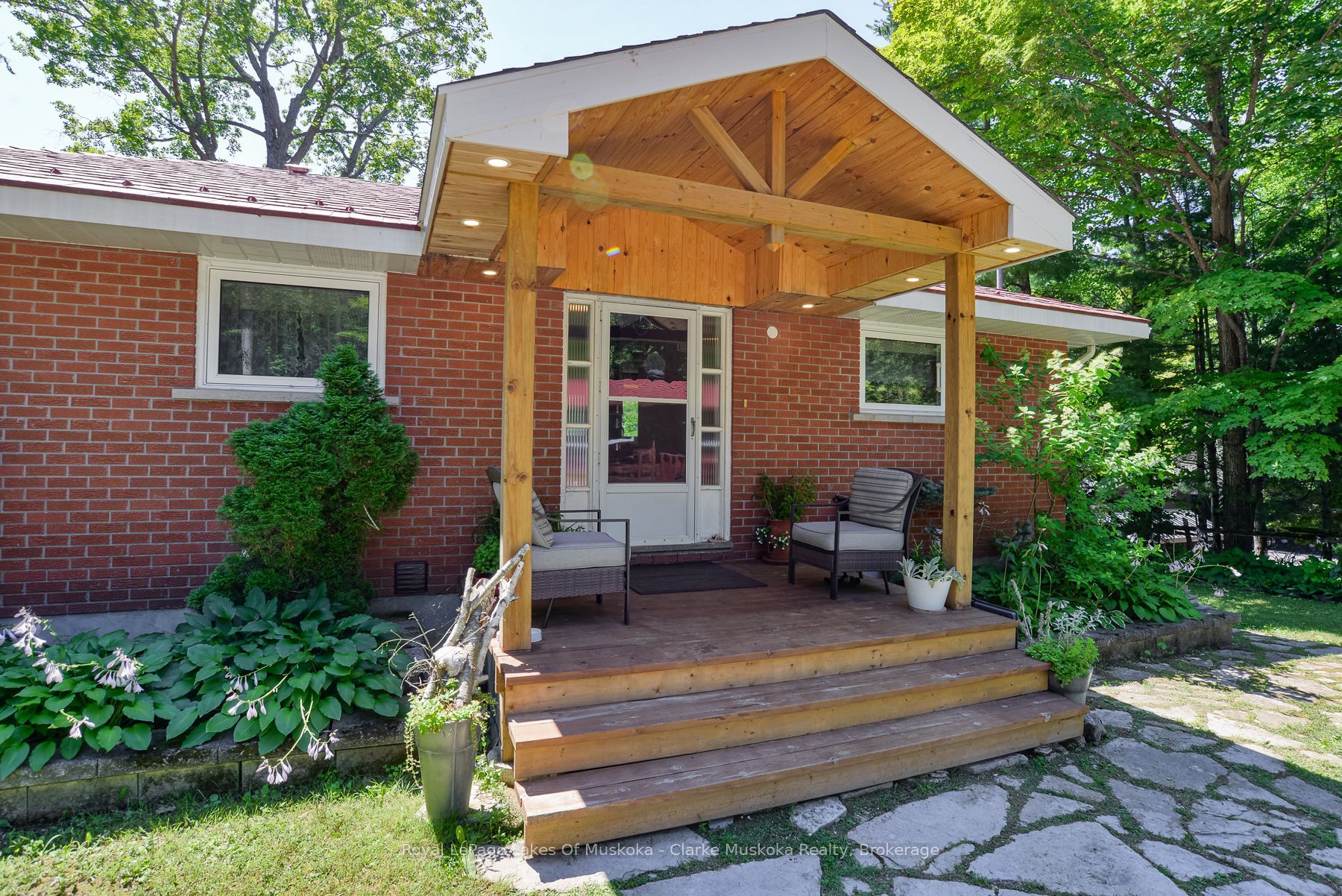 1887 Ellis Road Property Photo 6
