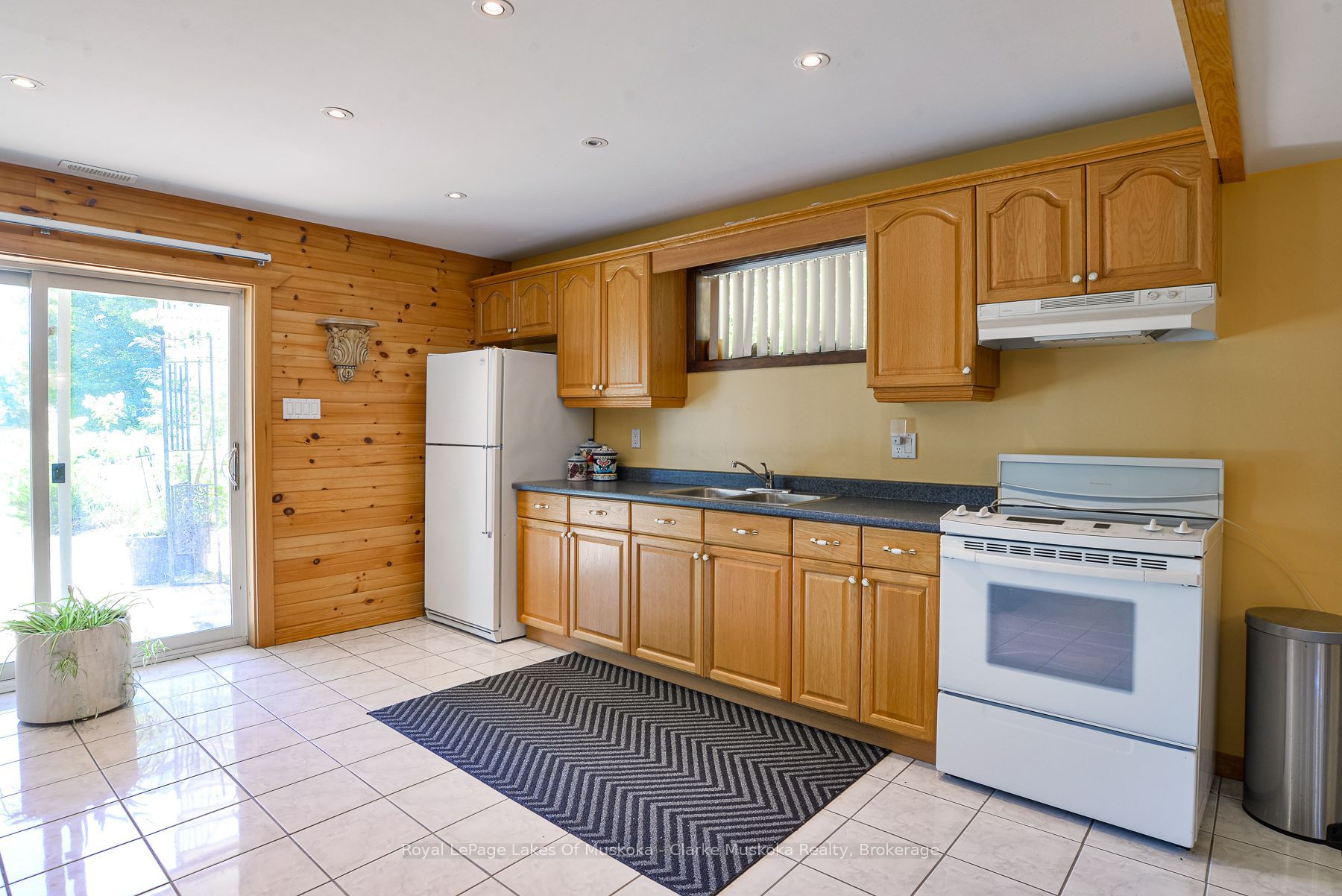 1887 Ellis Road Property Photo 21