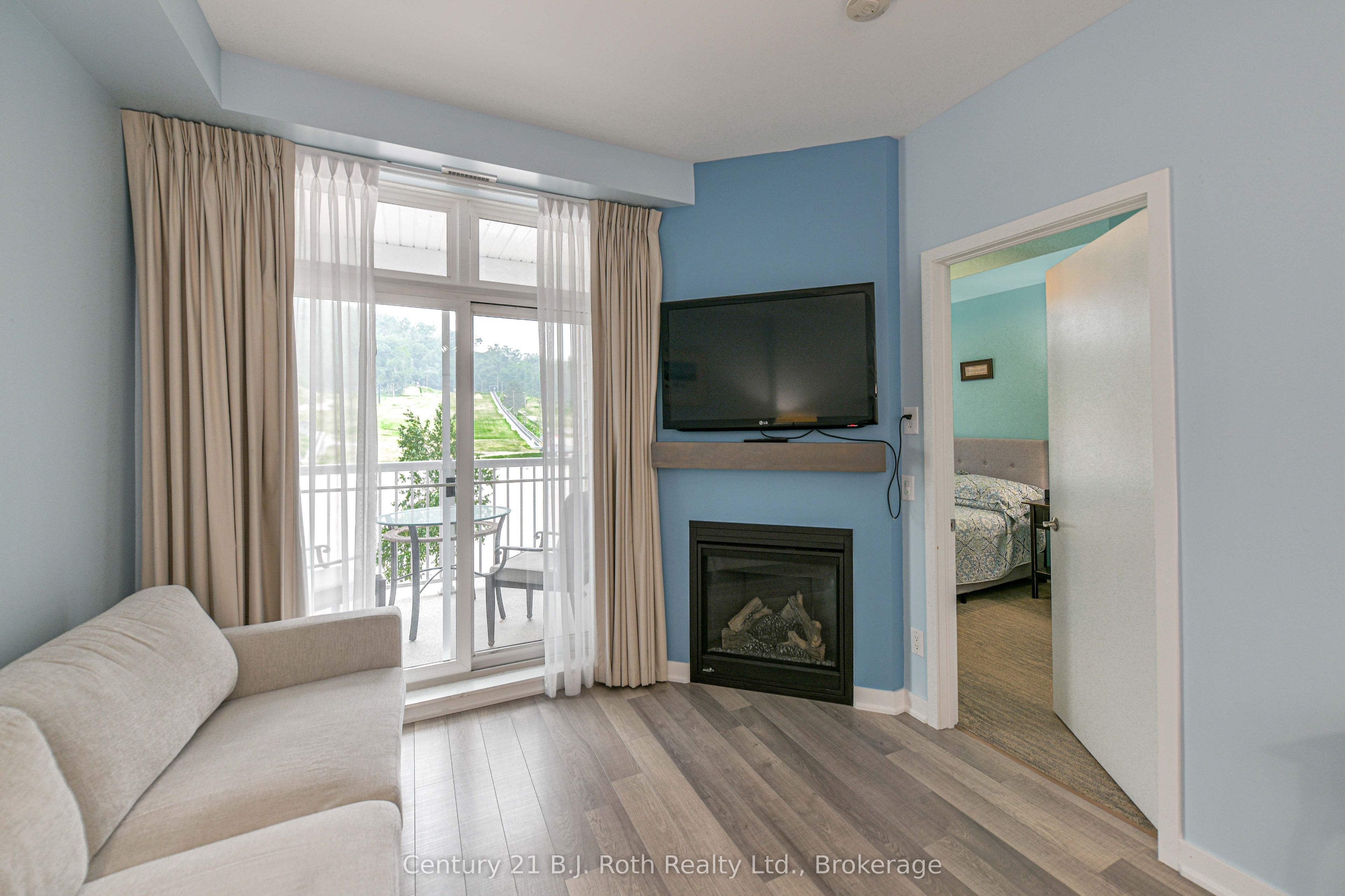 40 Horseshoe Boulevard Suite 206 Property Photo 11
