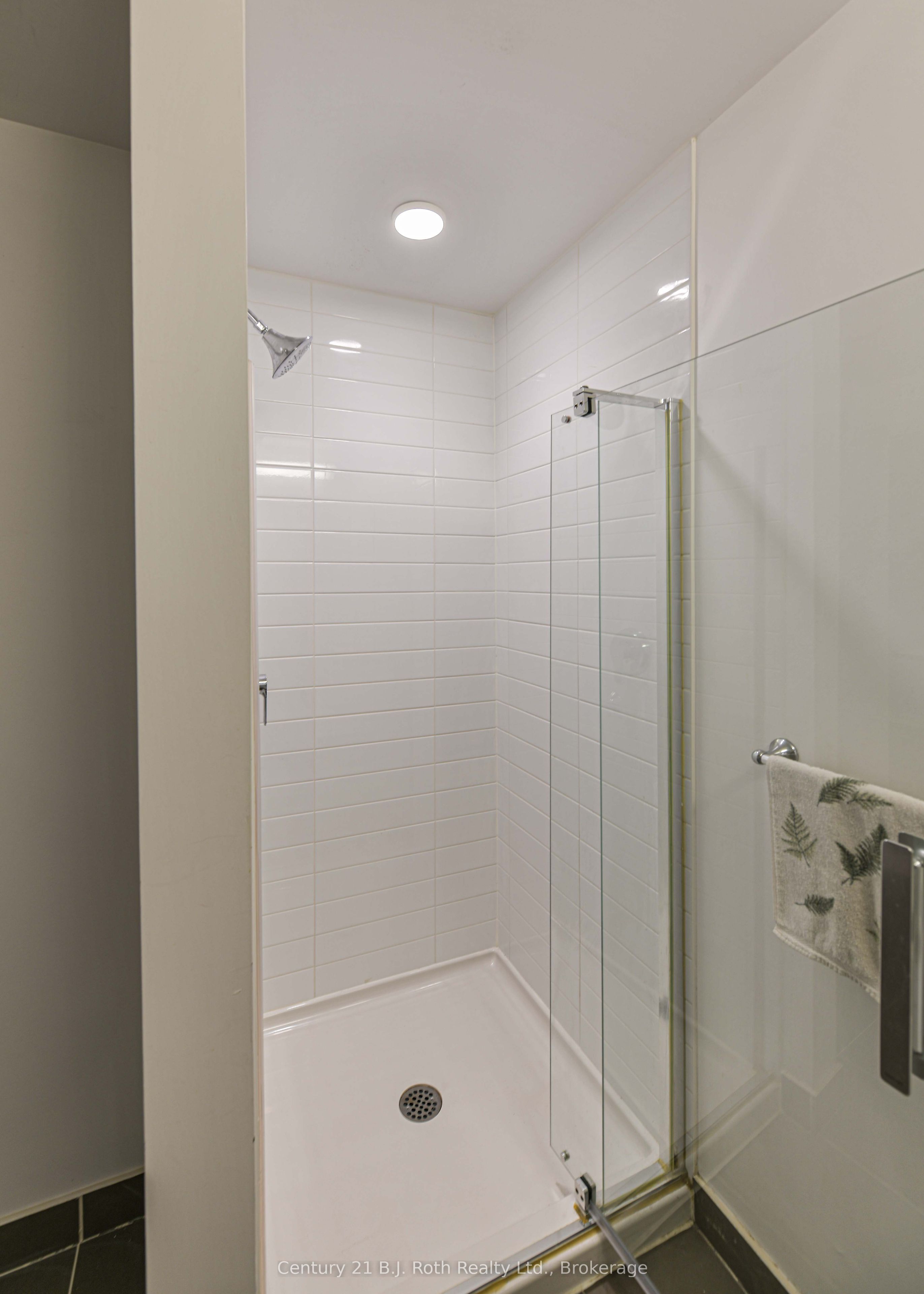 40 Horseshoe Boulevard Suite 206 Property Photo 19