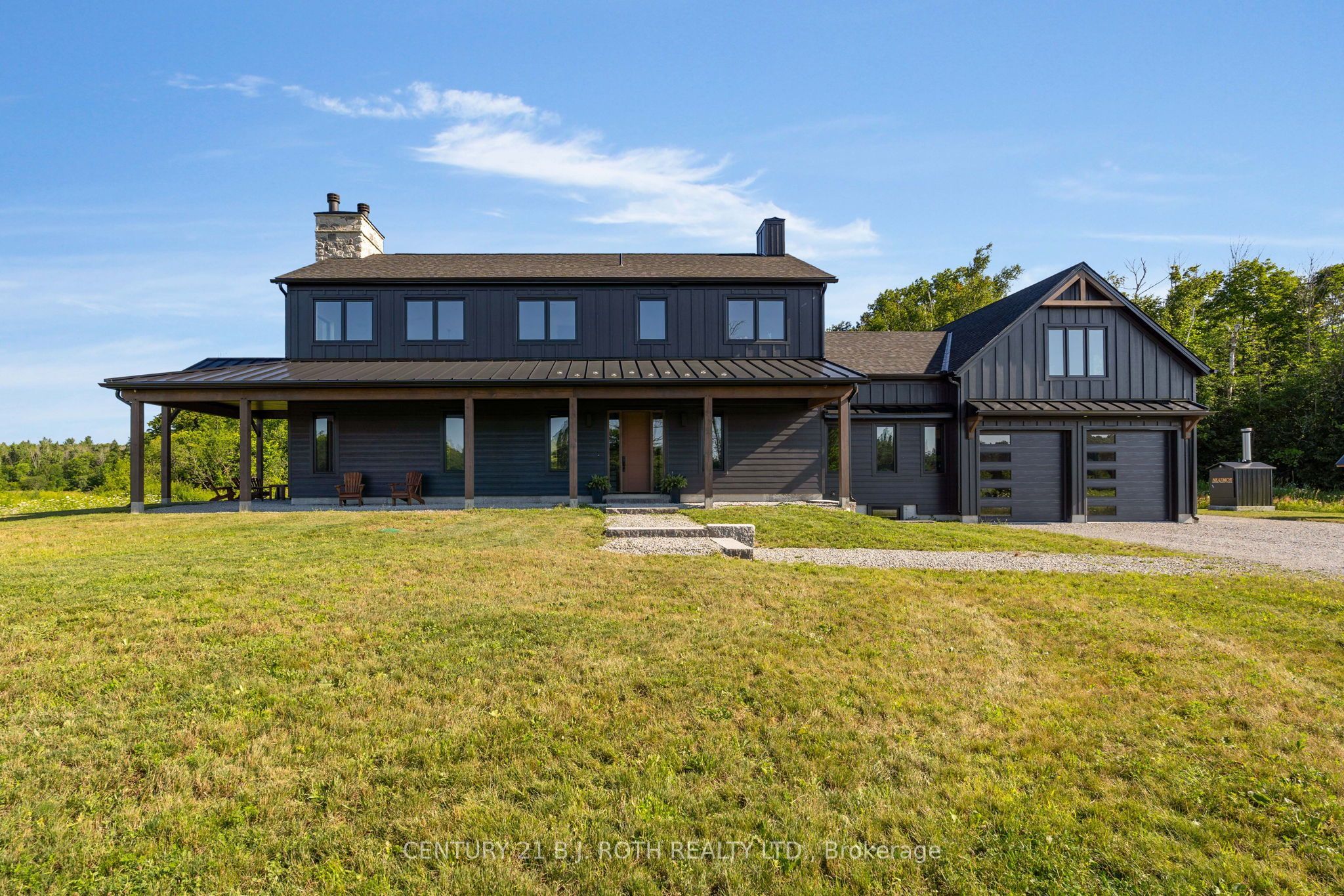 2224 Rainbow Valley Road W Property Photo 1