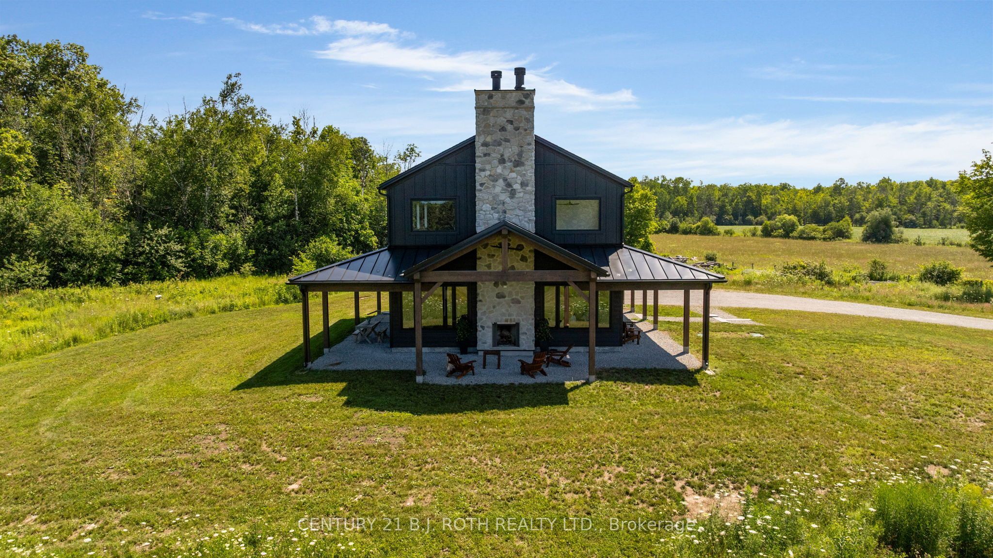 2224 Rainbow Valley Road W Property Photo 25