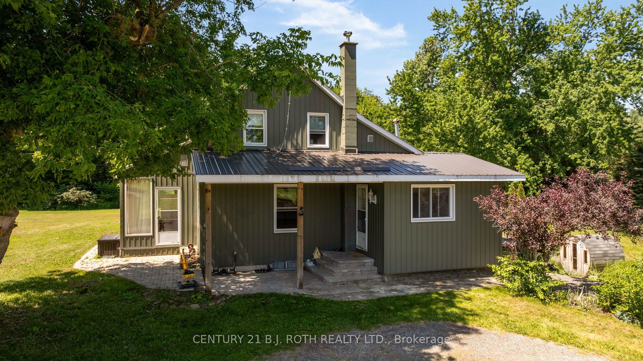 2224 Rainbow Valley Road W Property Photo 35