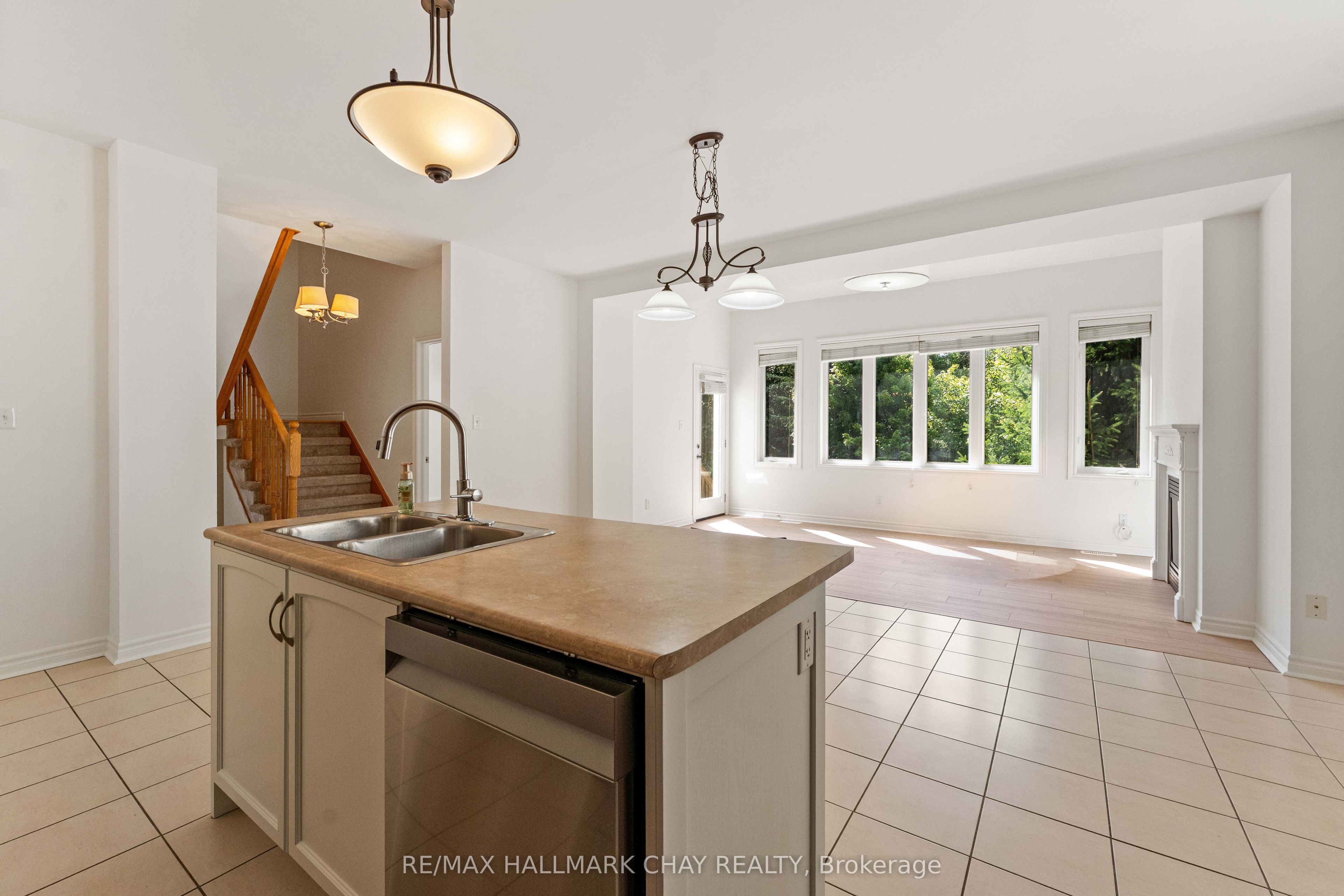 36 Starboard Circle Property Photo 11