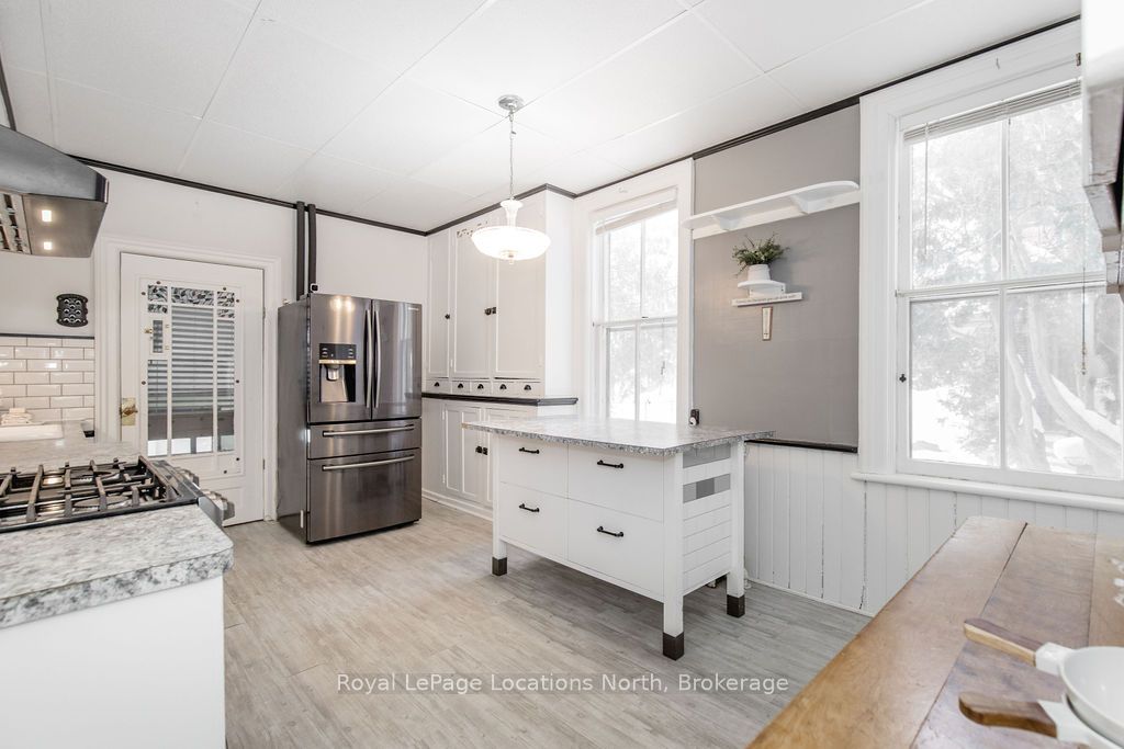 29 Tecumseth Street Property Photo 10
