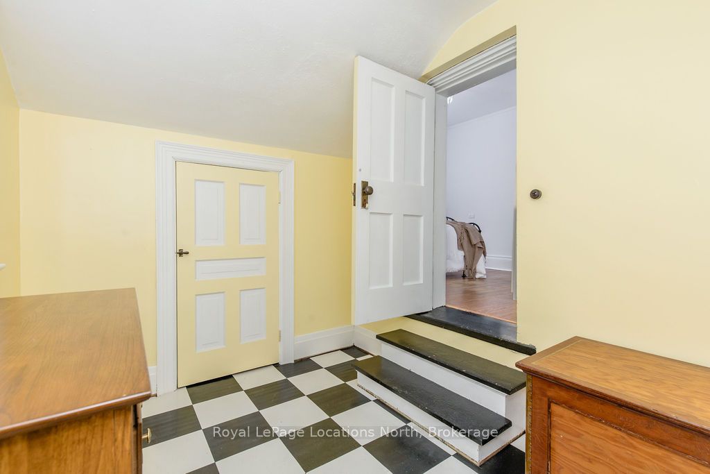 29 Tecumseth Street Property Photo 20