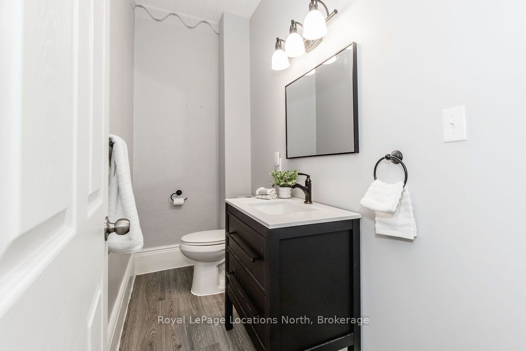 29 Tecumseth Street Property Photo 24